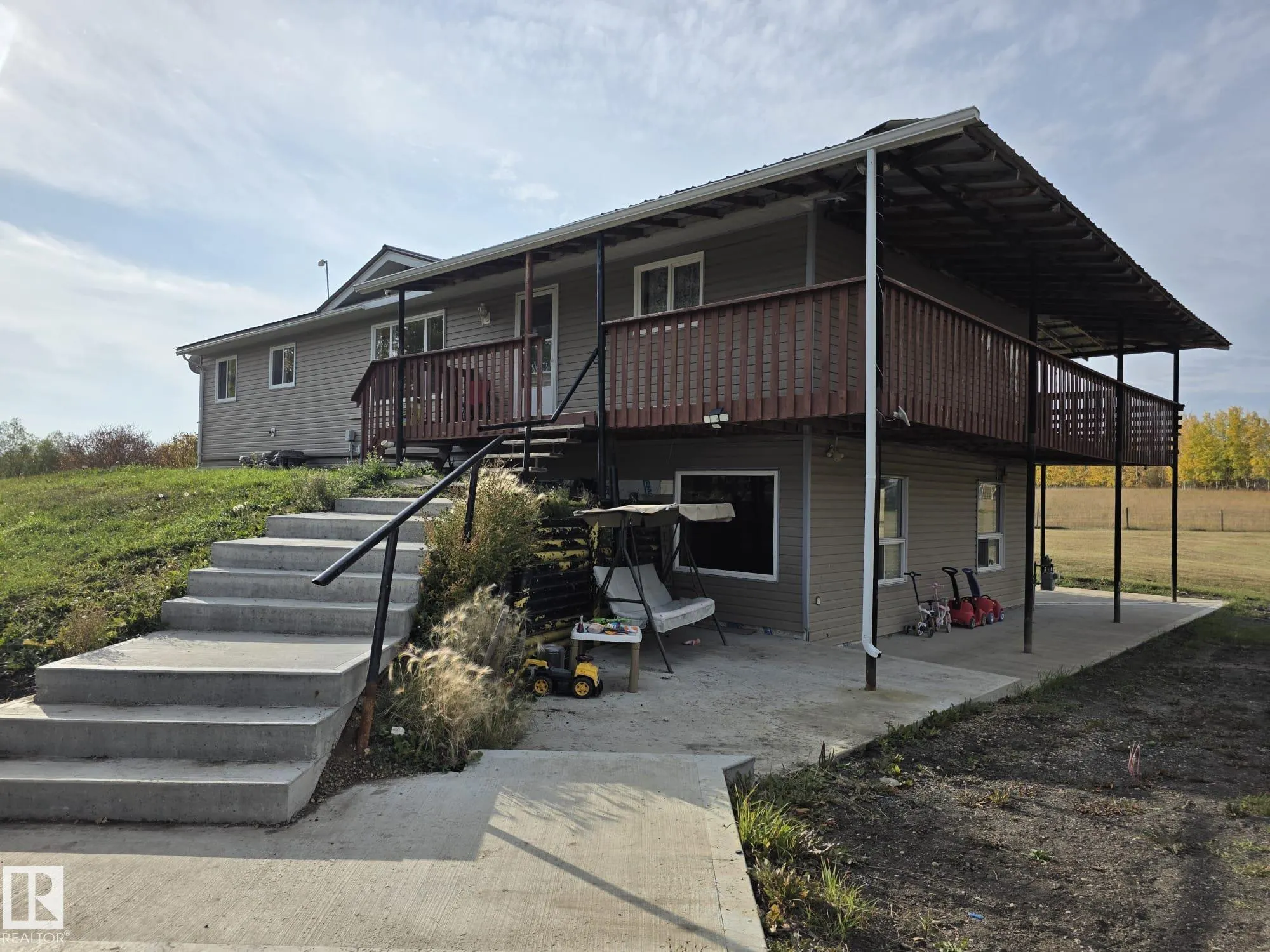 7215 Township Rd 504