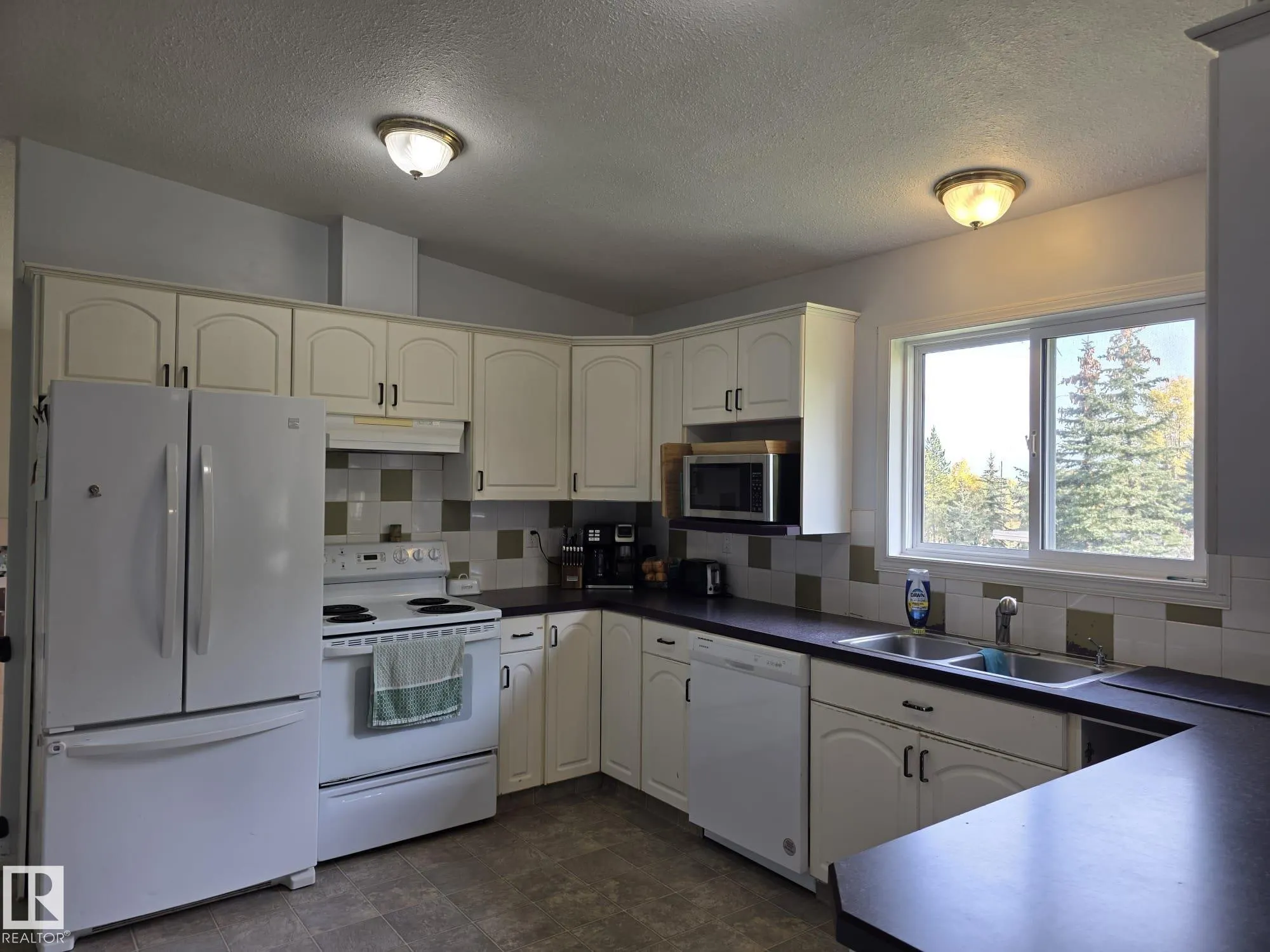 7215 Township Rd 504