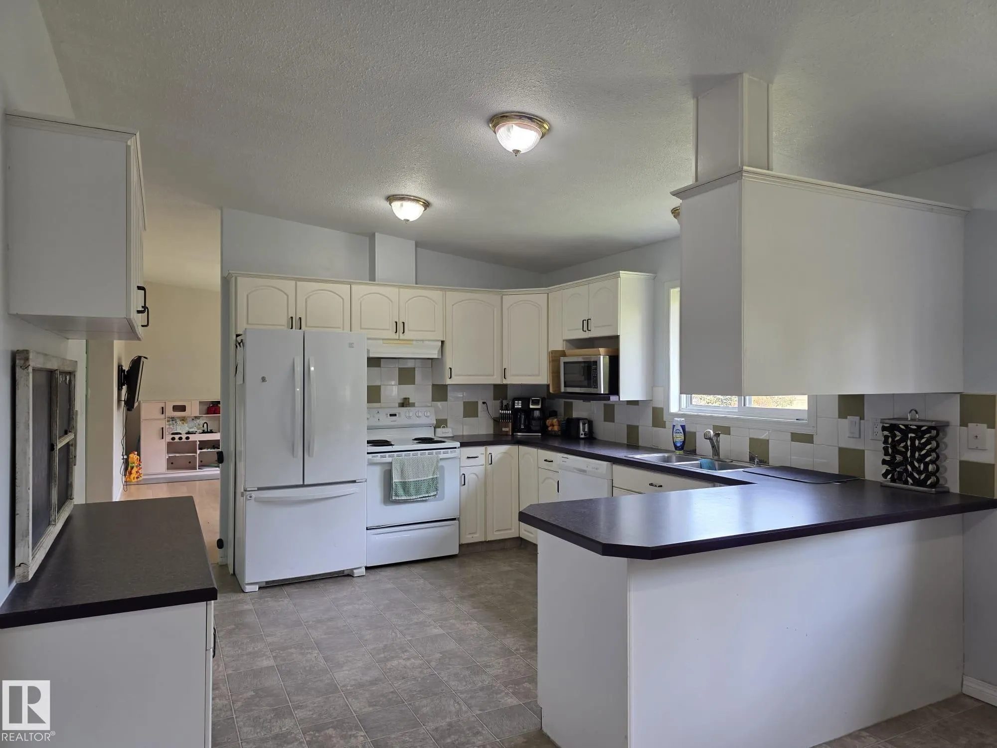 7215 Township Rd 504