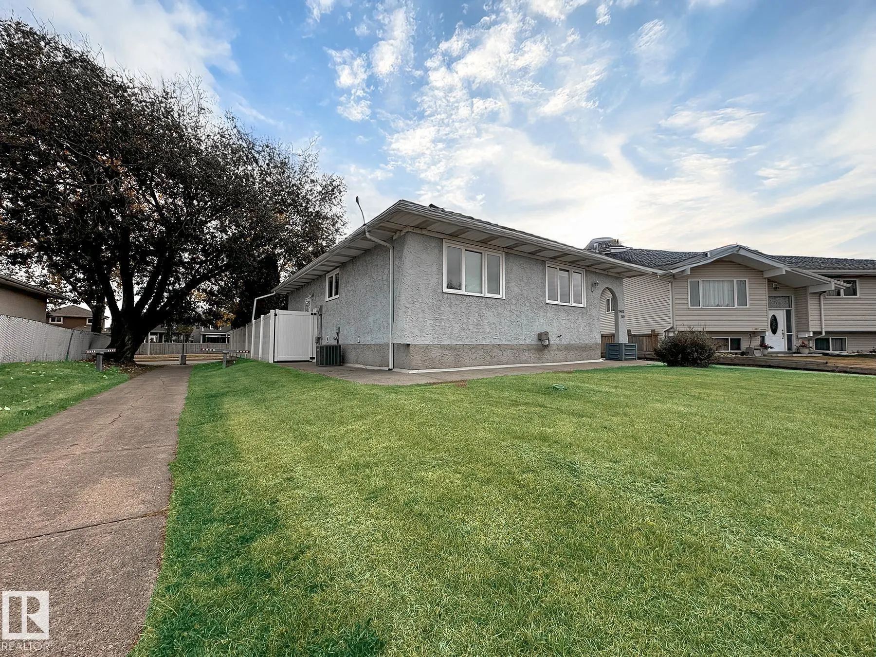 11403 149 Avenue