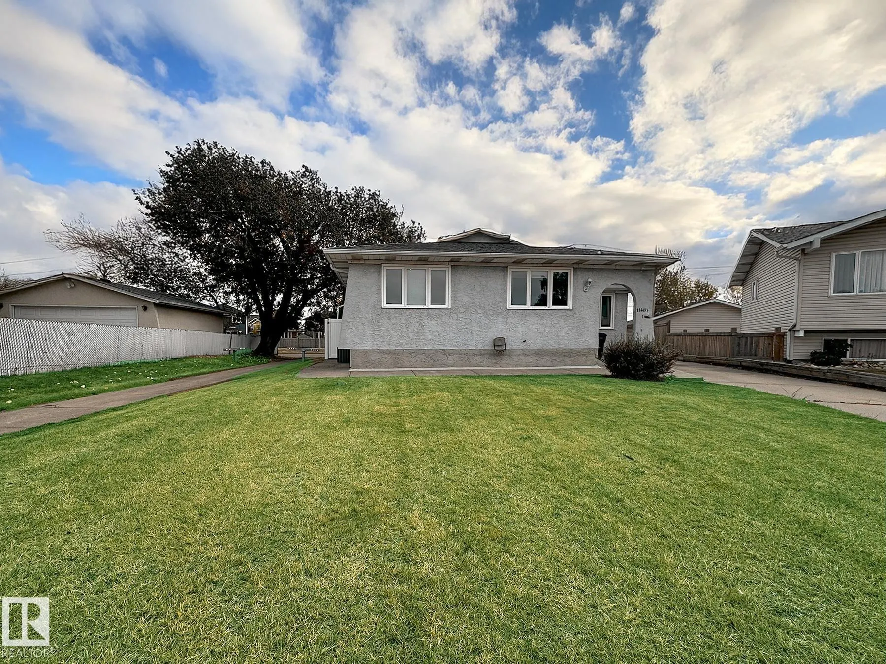 11403 149 Avenue