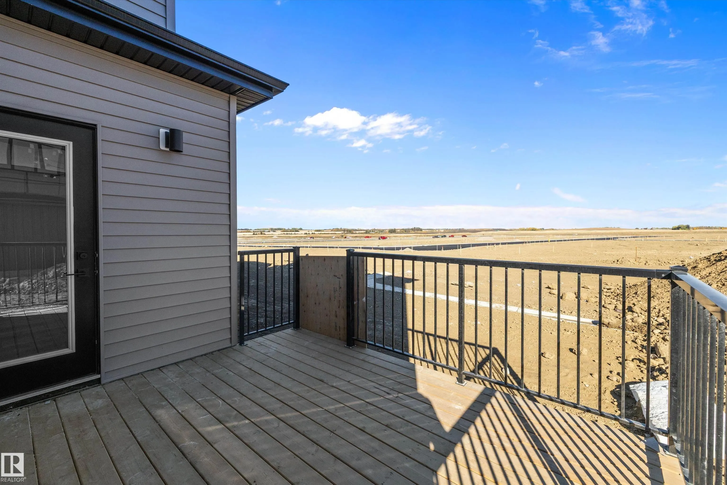 28 Chartres Close
