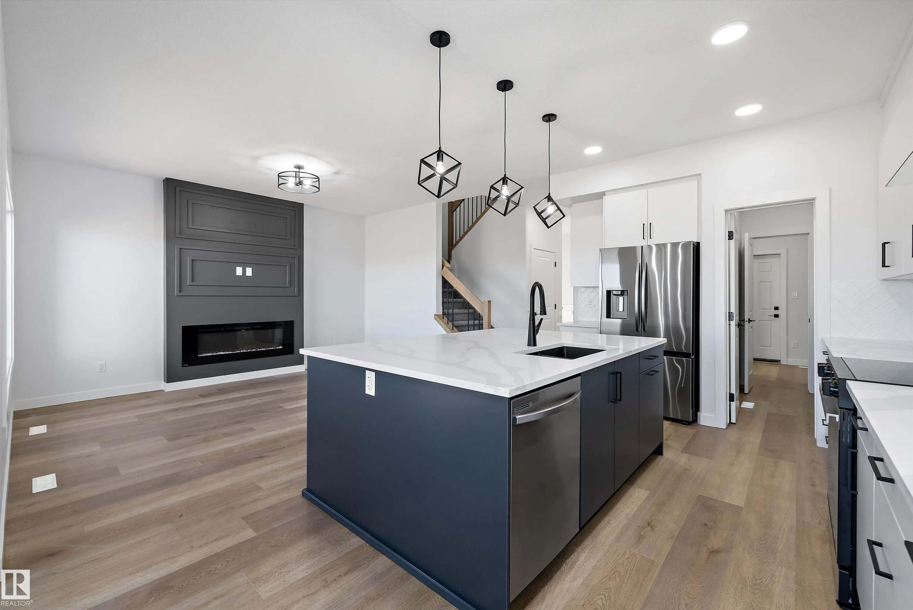 28 Chartres Close