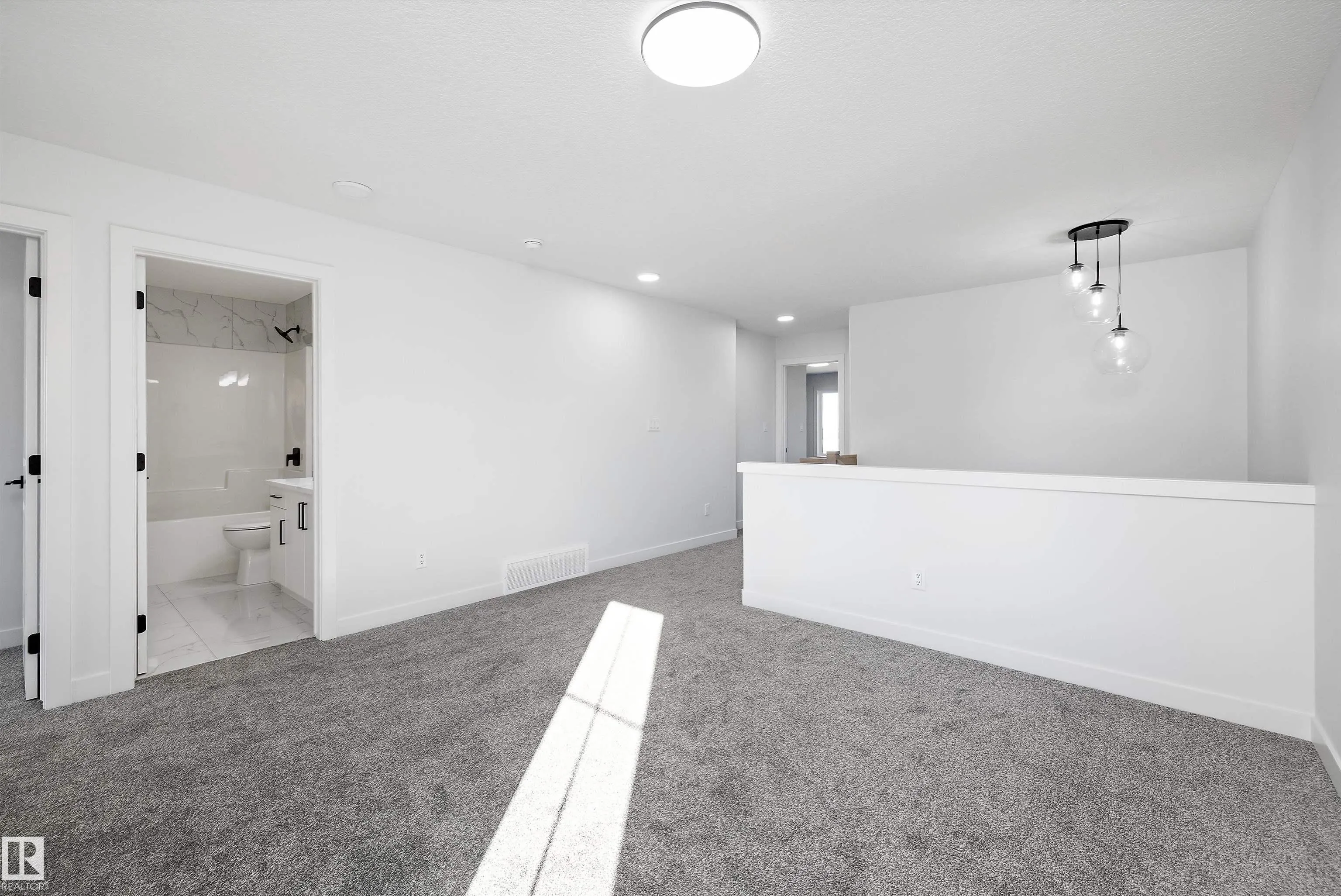 28 Chartres Close