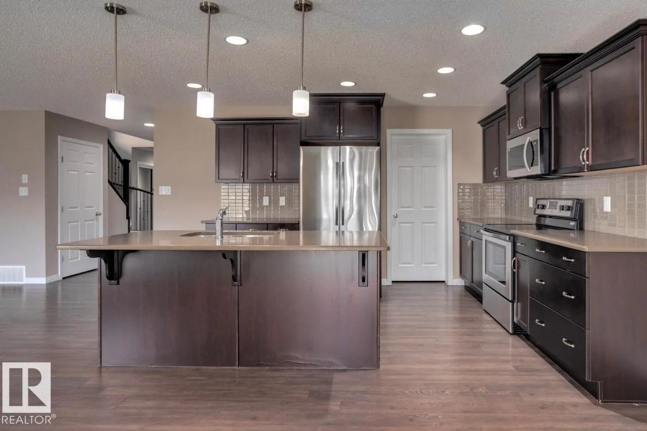 3552 CLAXTON Crescent