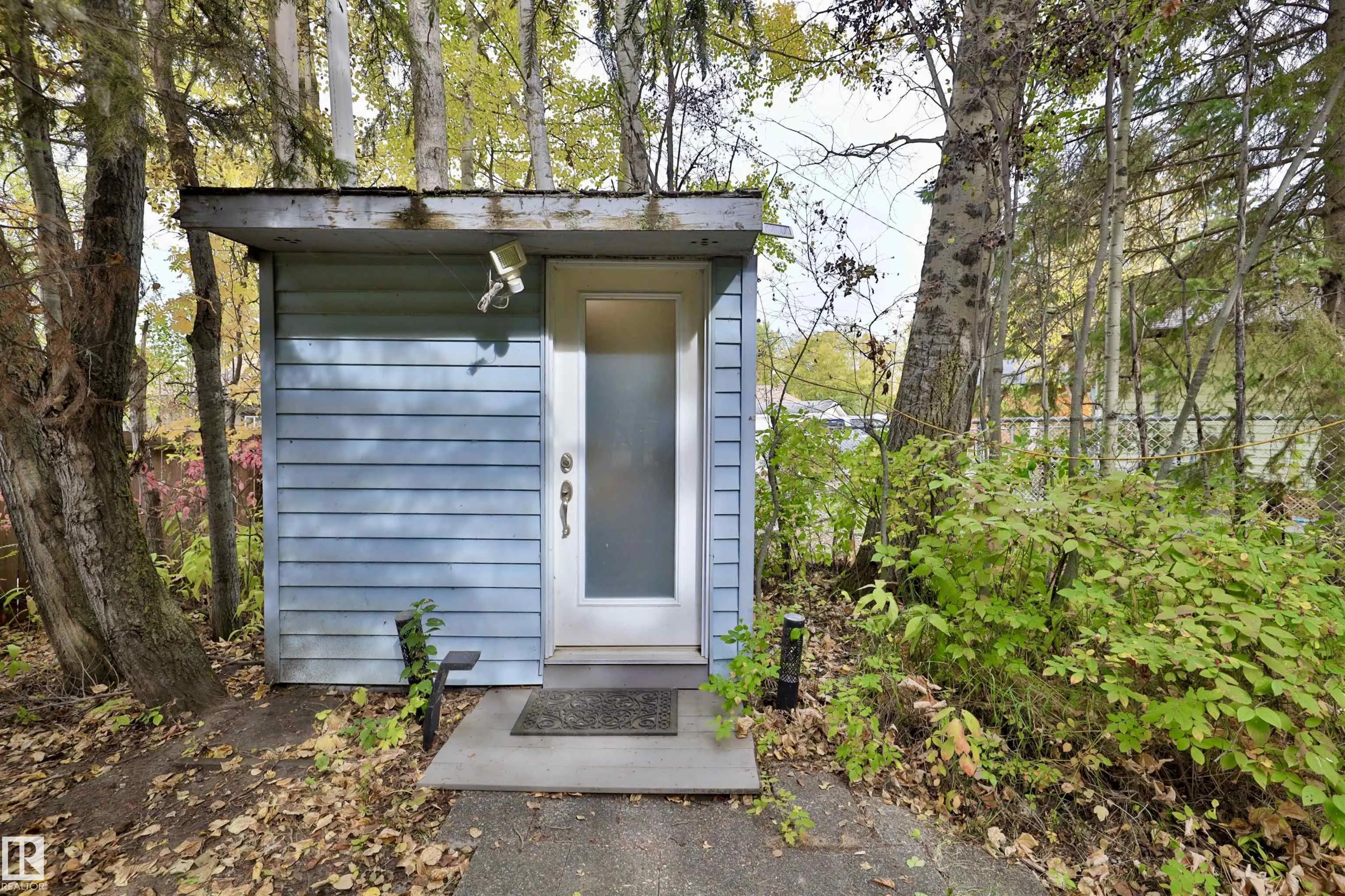 A107 2 Avenue