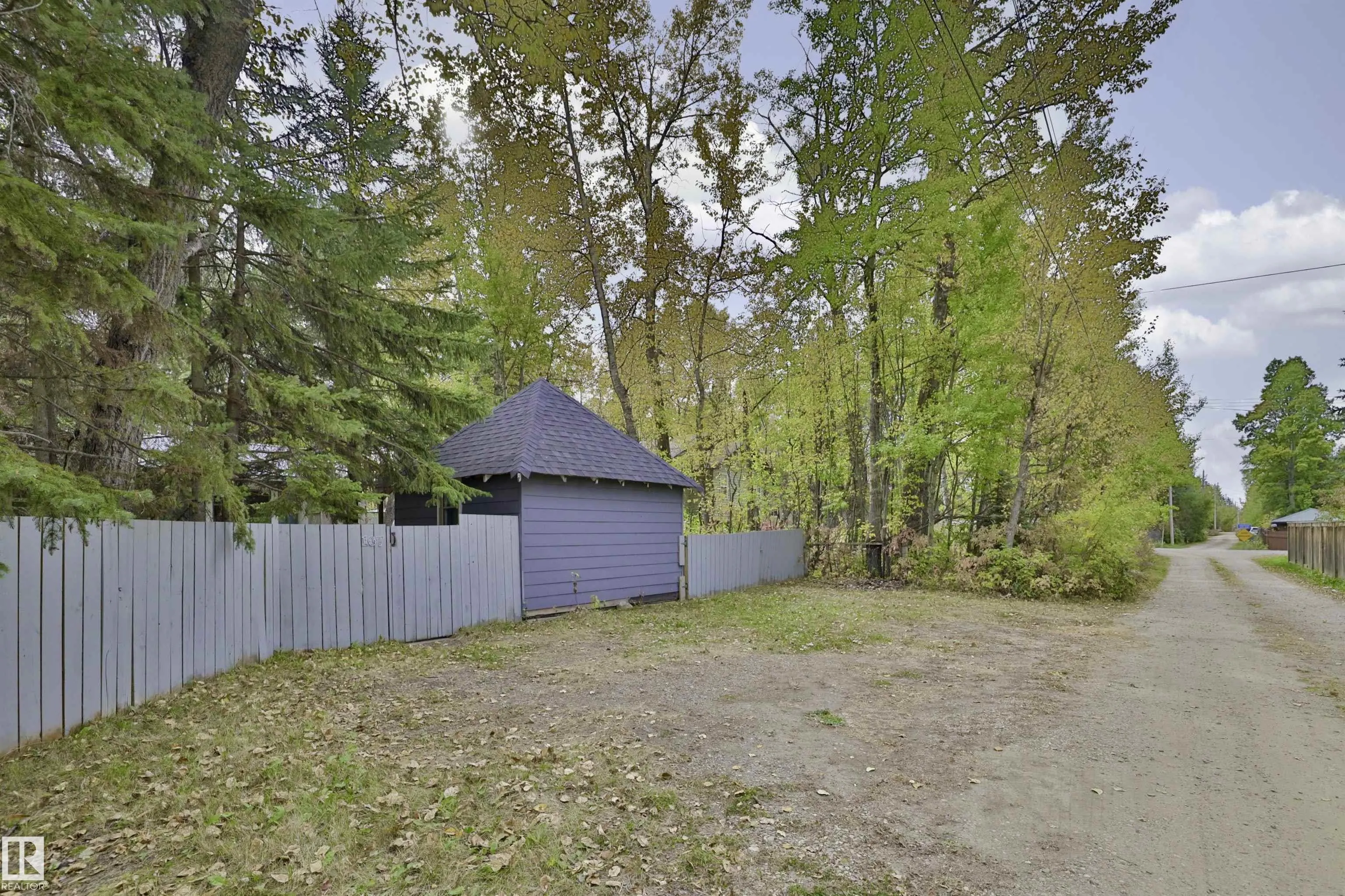 A107 2 Avenue