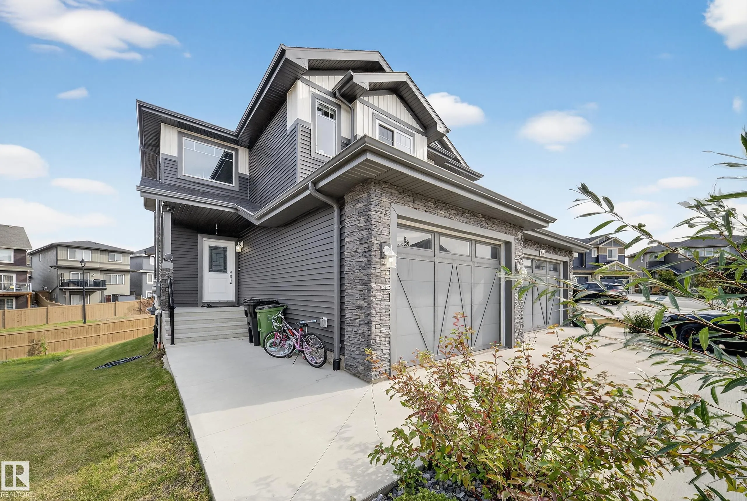 3752 WEIDLE Crescent
