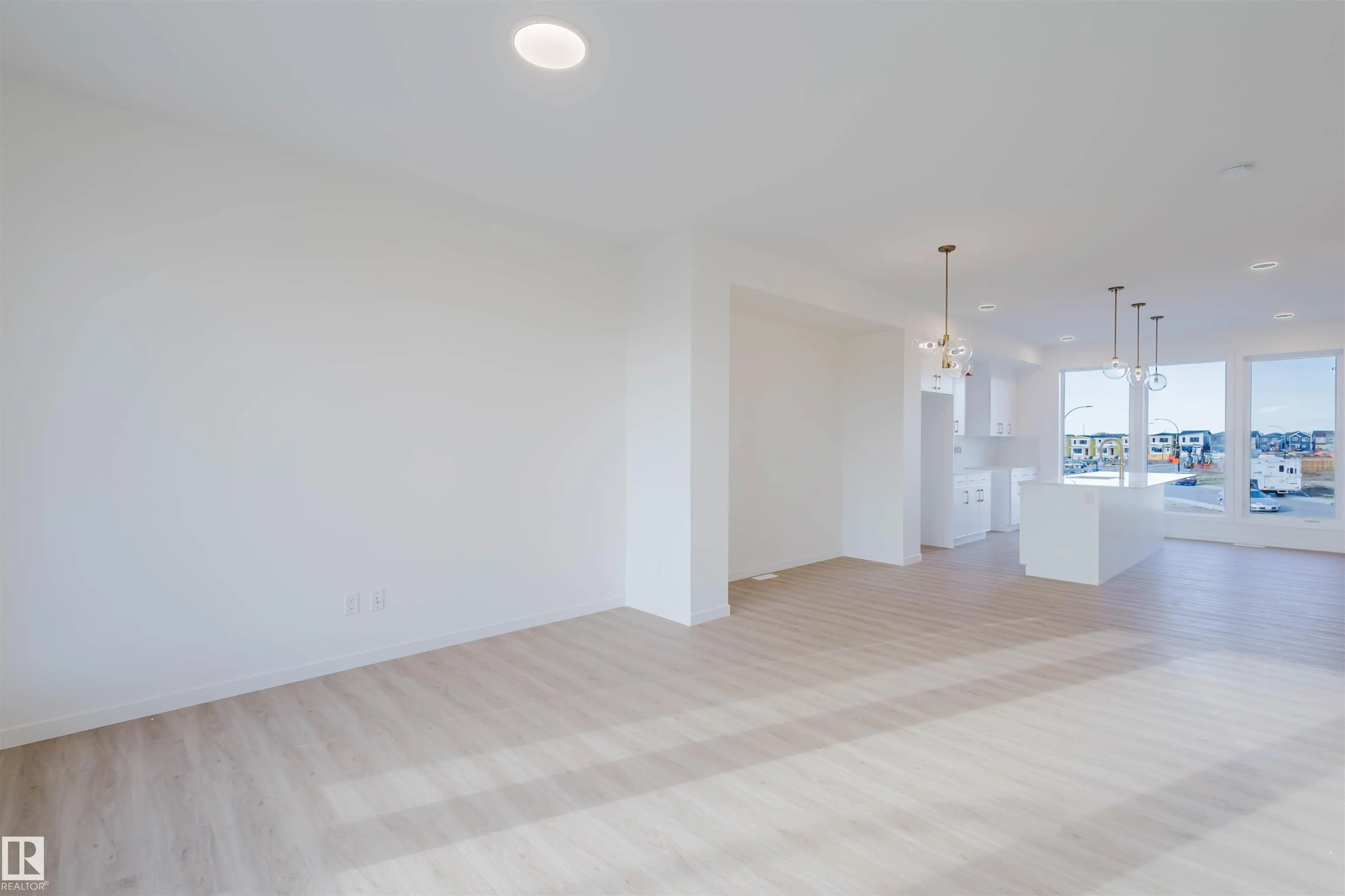 463 33 Street