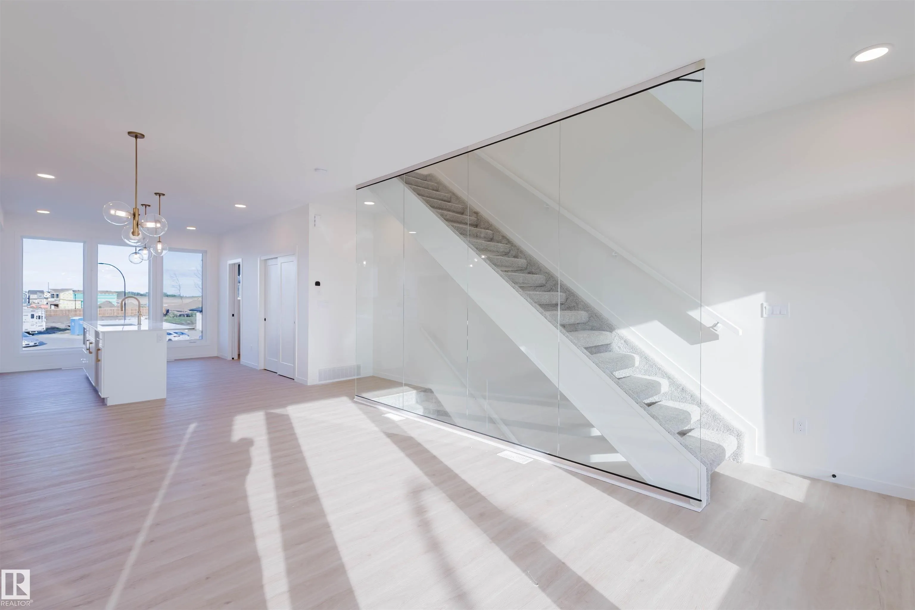 463 33 Street