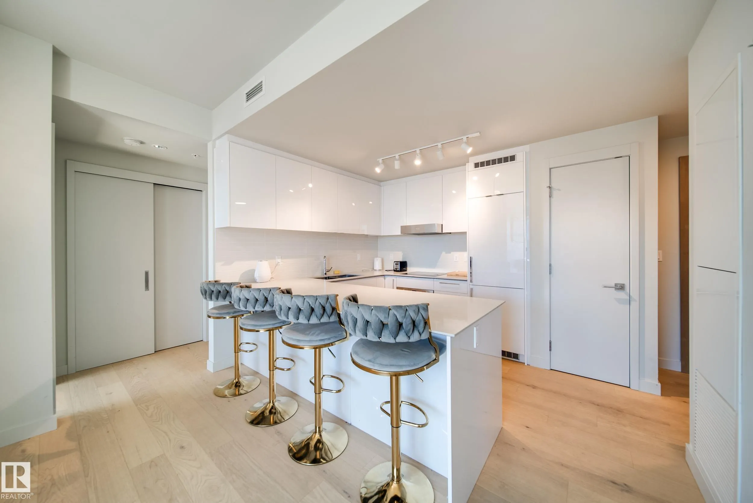 10360 102 Street