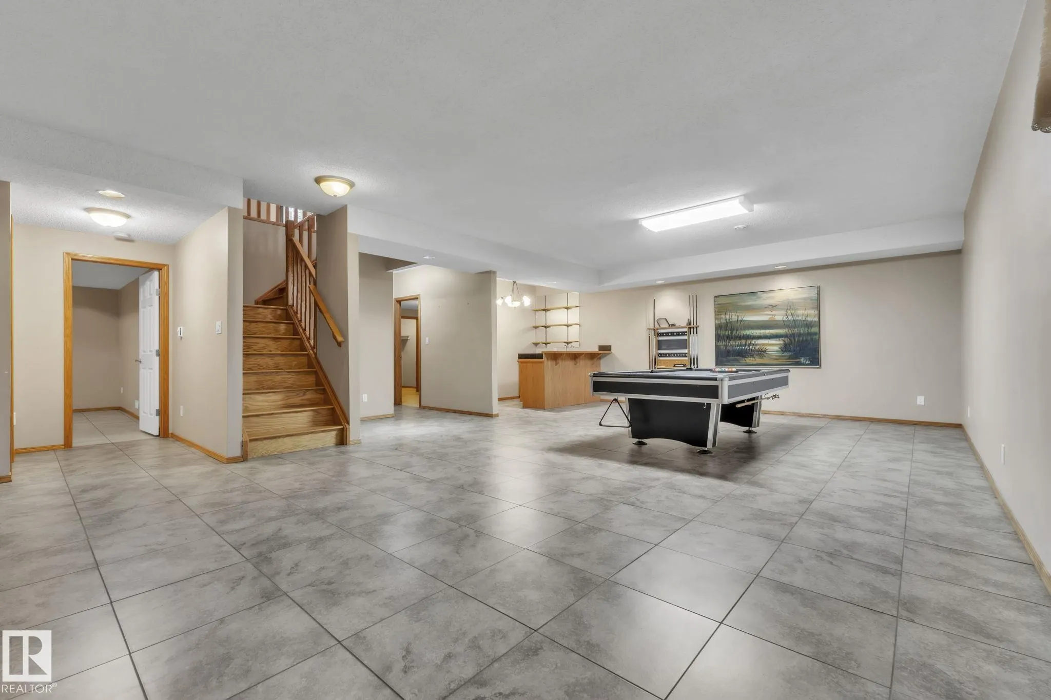 1217 SUMMERSIDE Drive