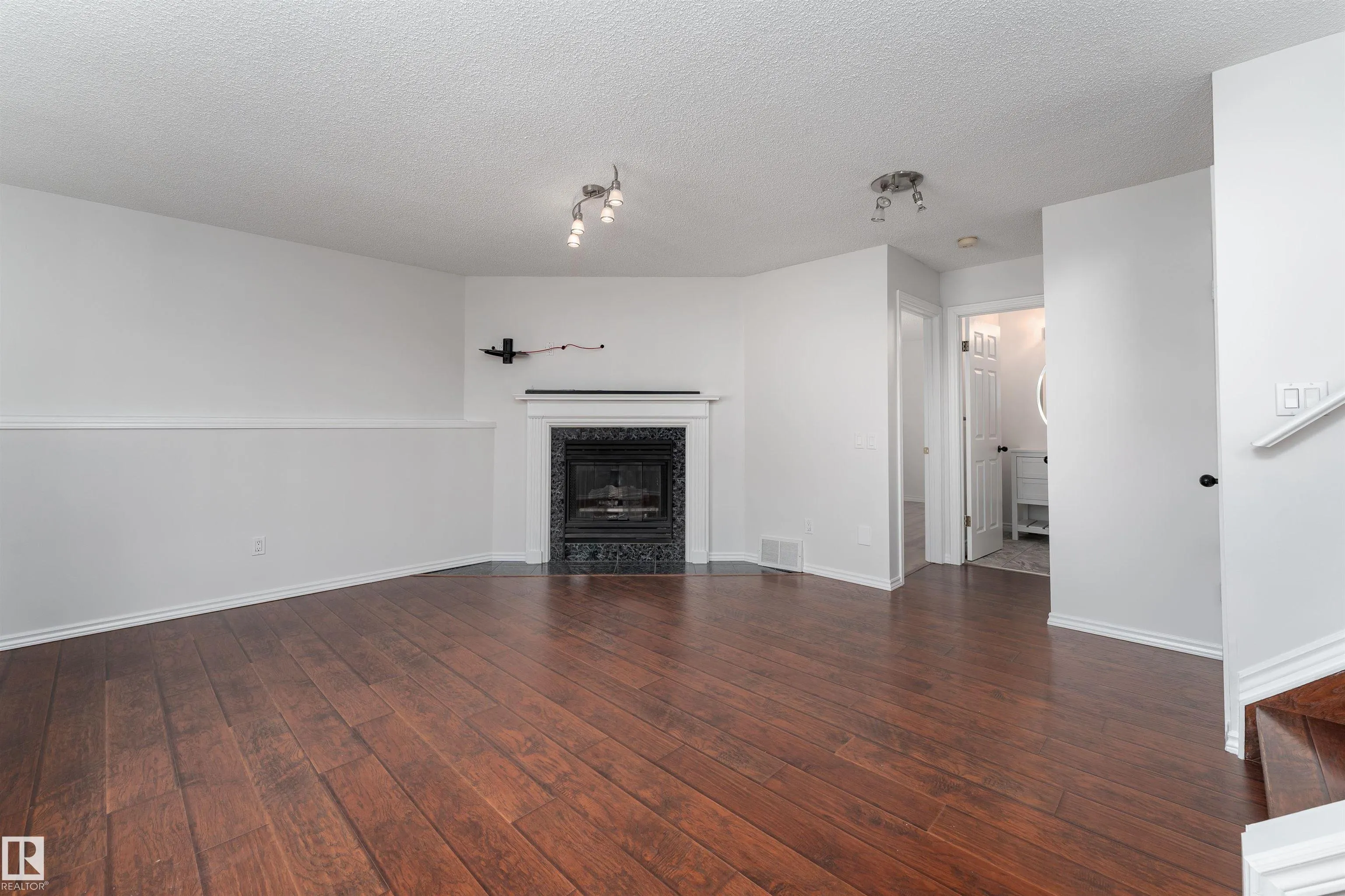 111 WESTMEWS