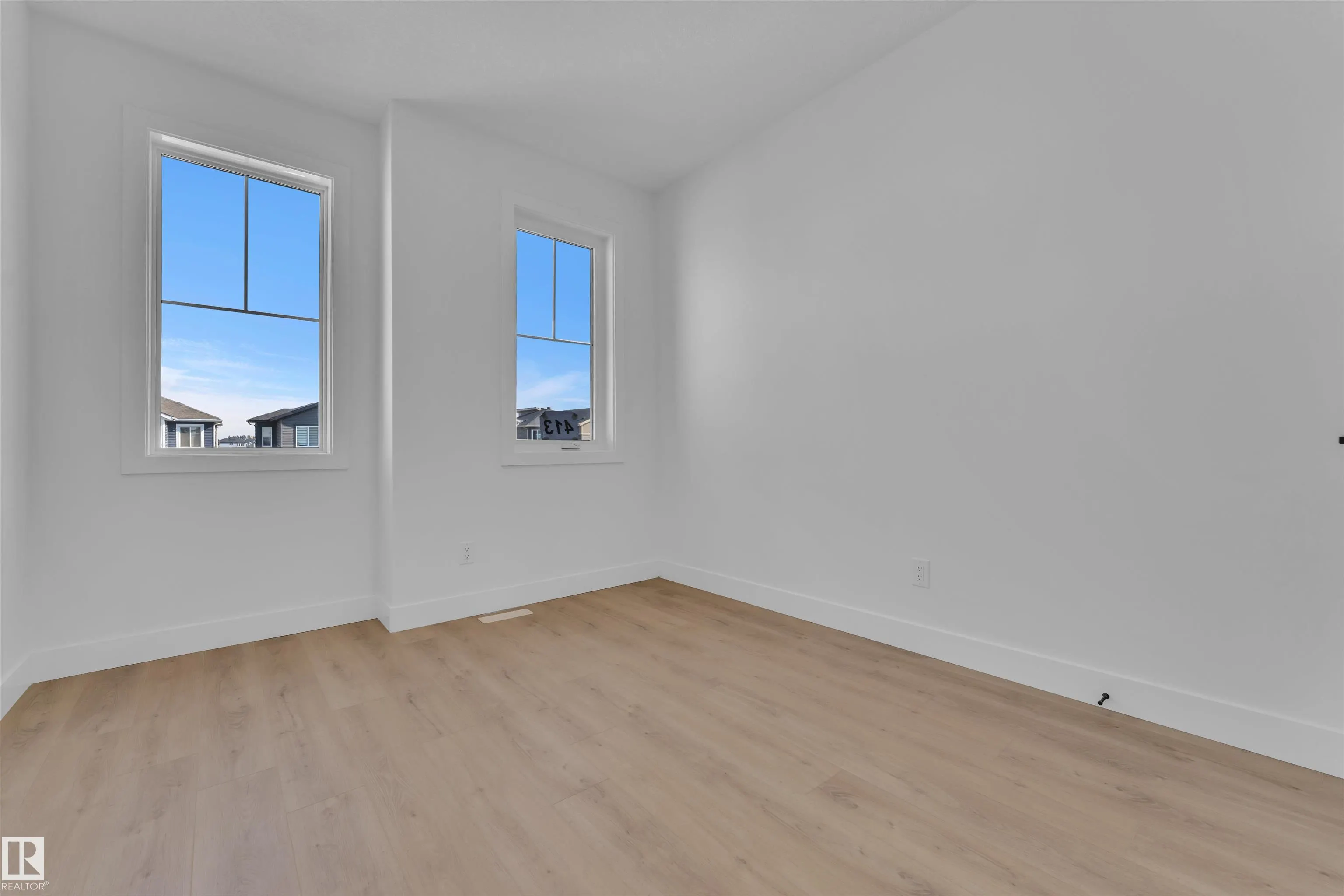 415 Pine Point(e)
