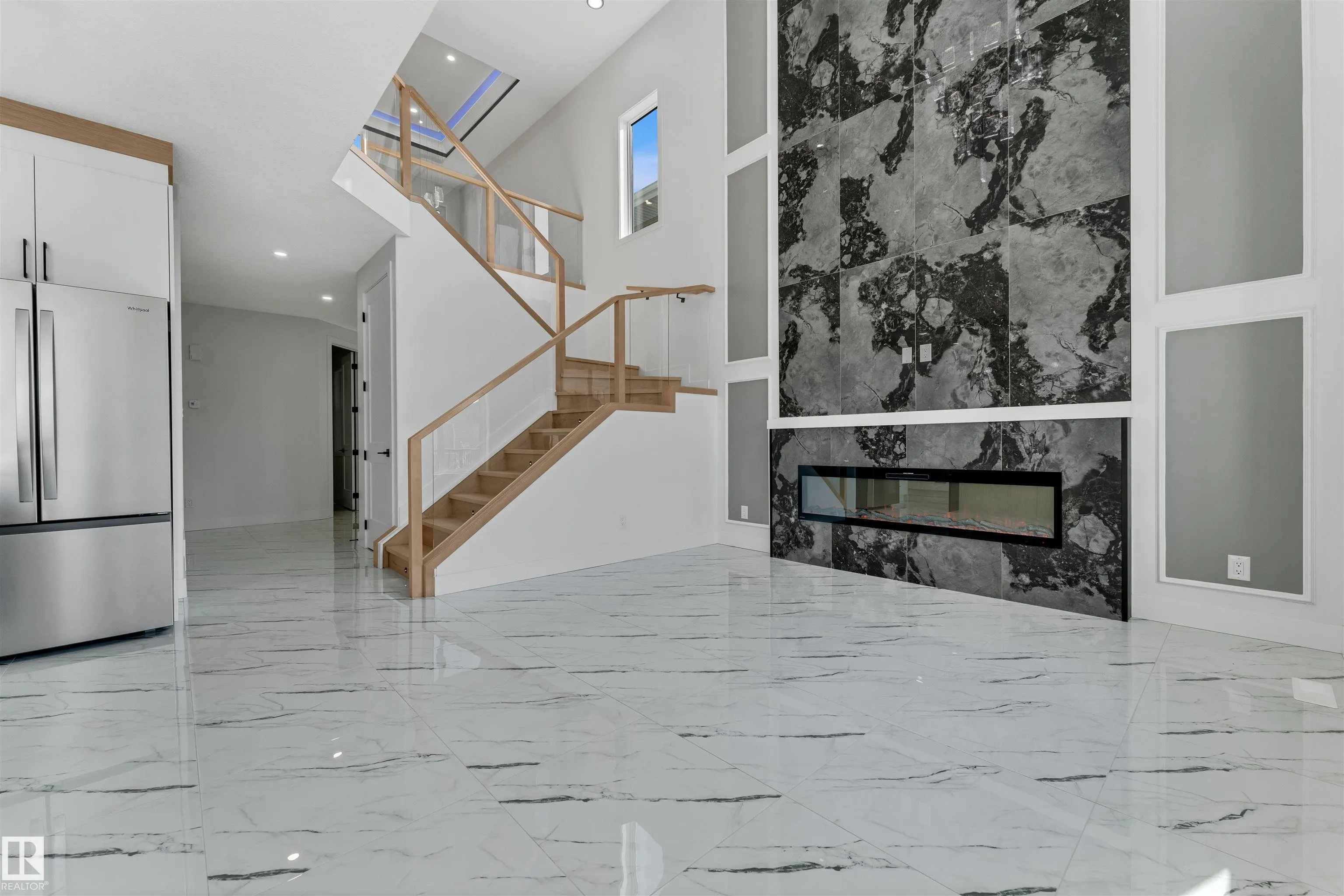 417 PINE Point(e)