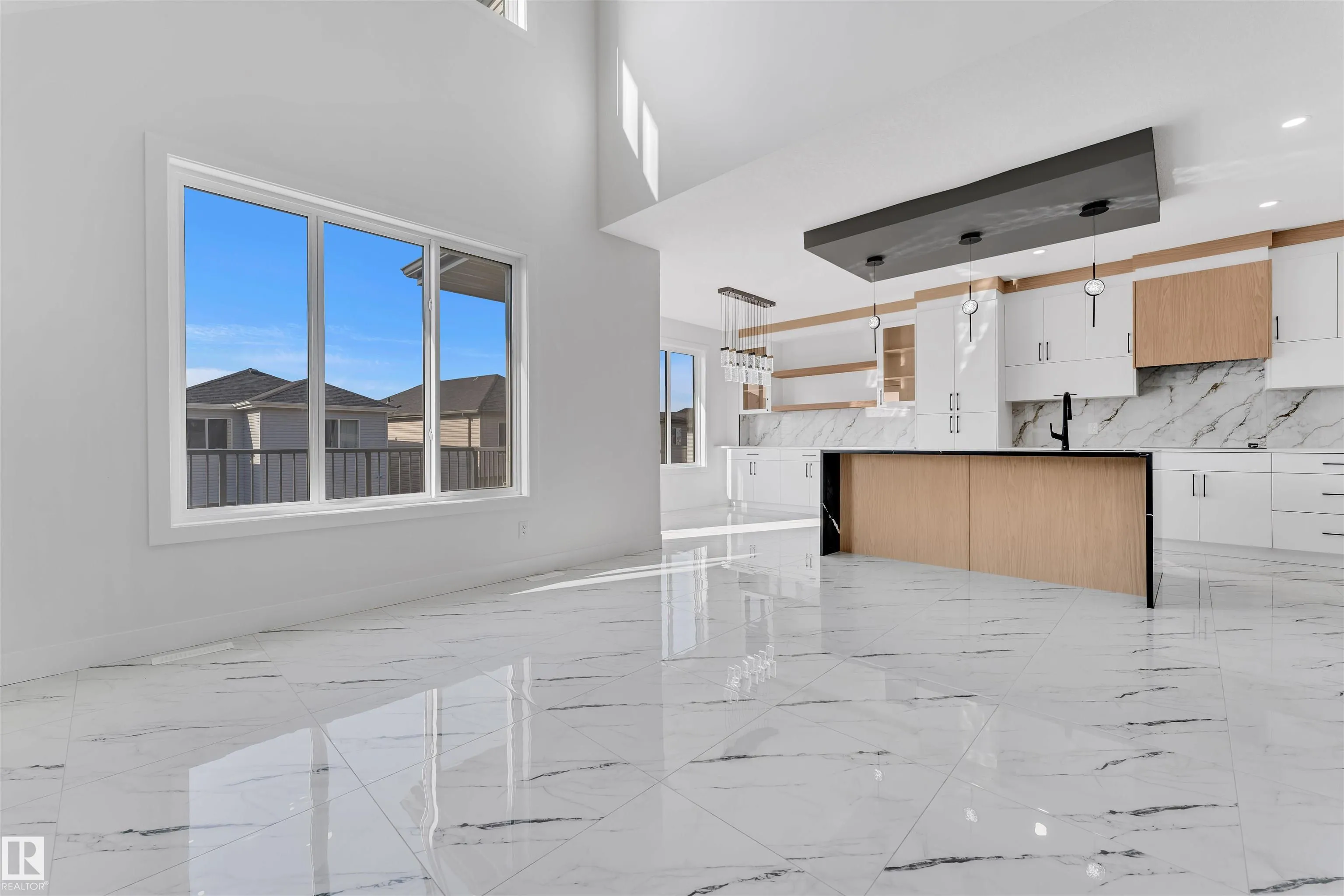 417 PINE Point(e)