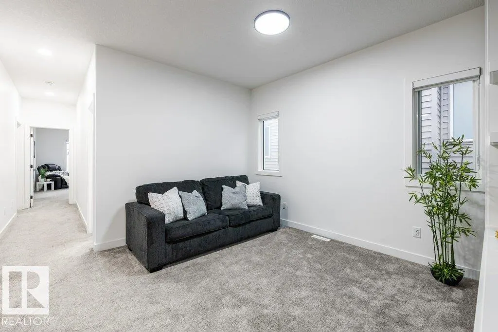 5320 KIMBALL Place
