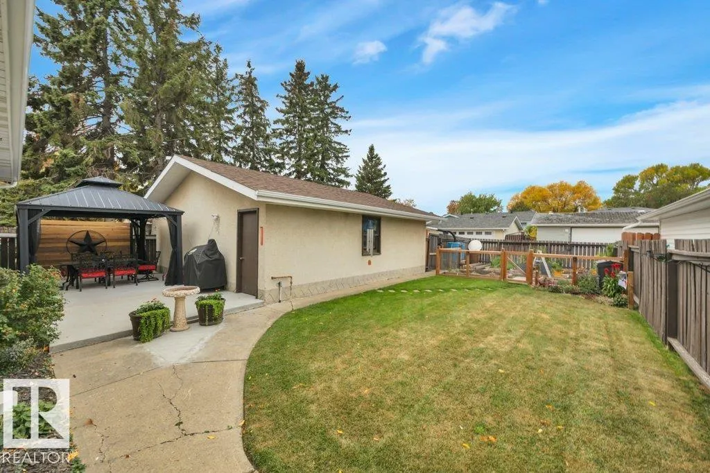 62 CORINTHIA Drive