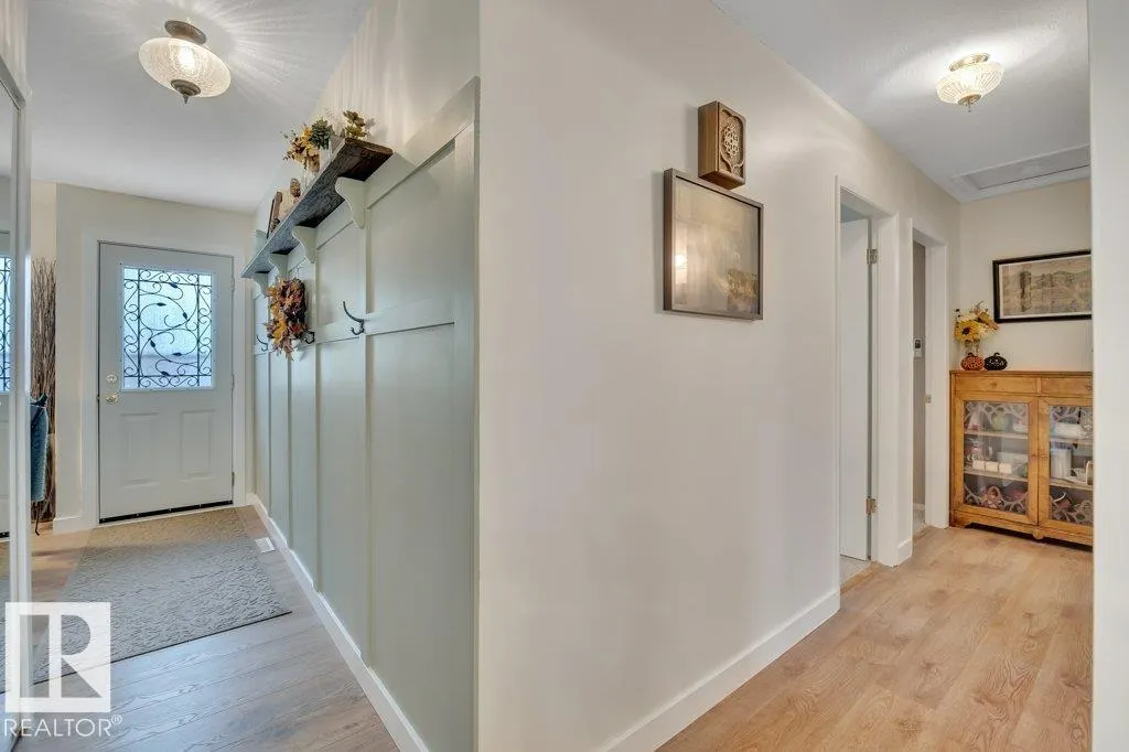 62 CORINTHIA Drive