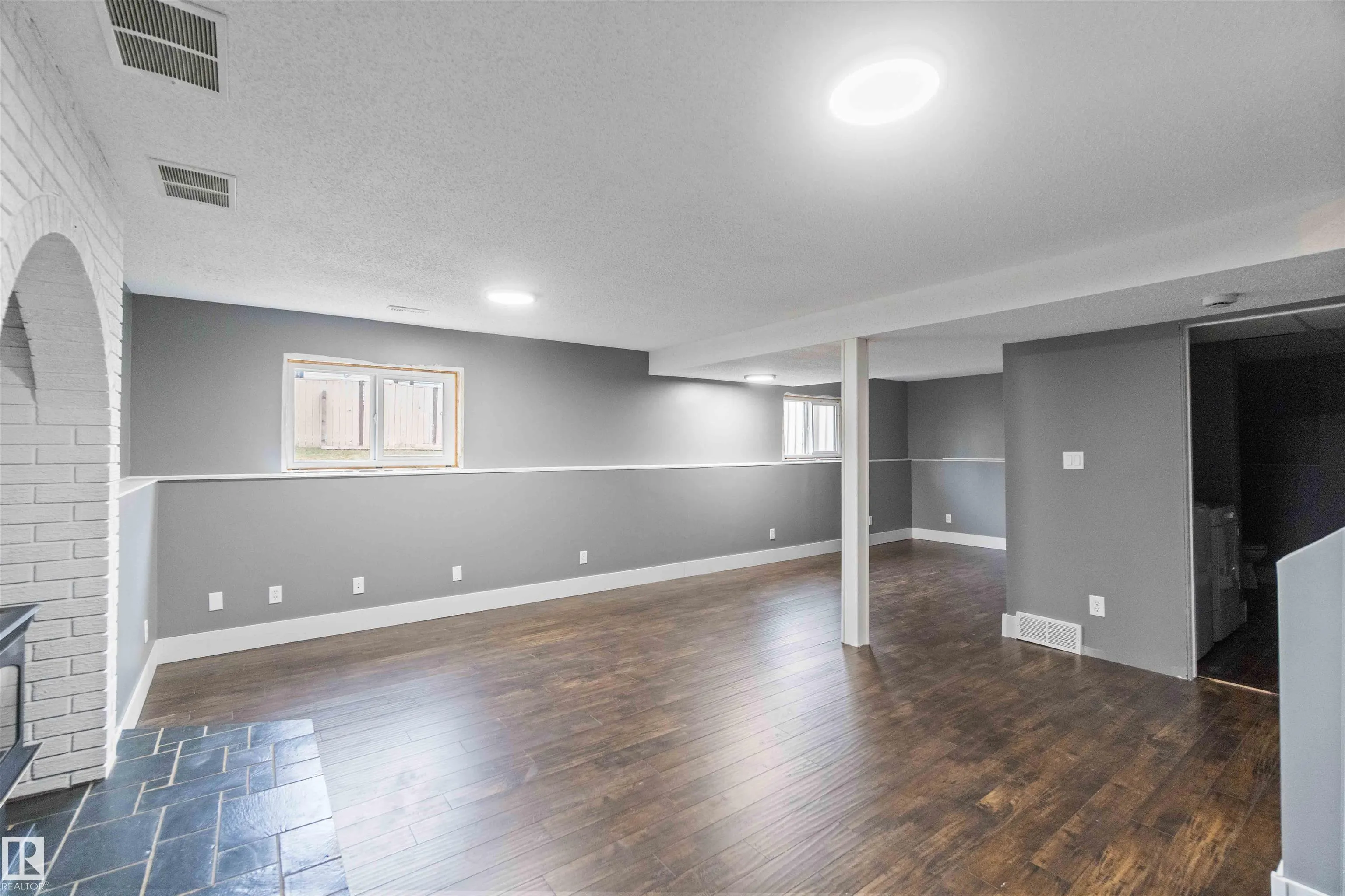 99 DORCHESTER Drive
