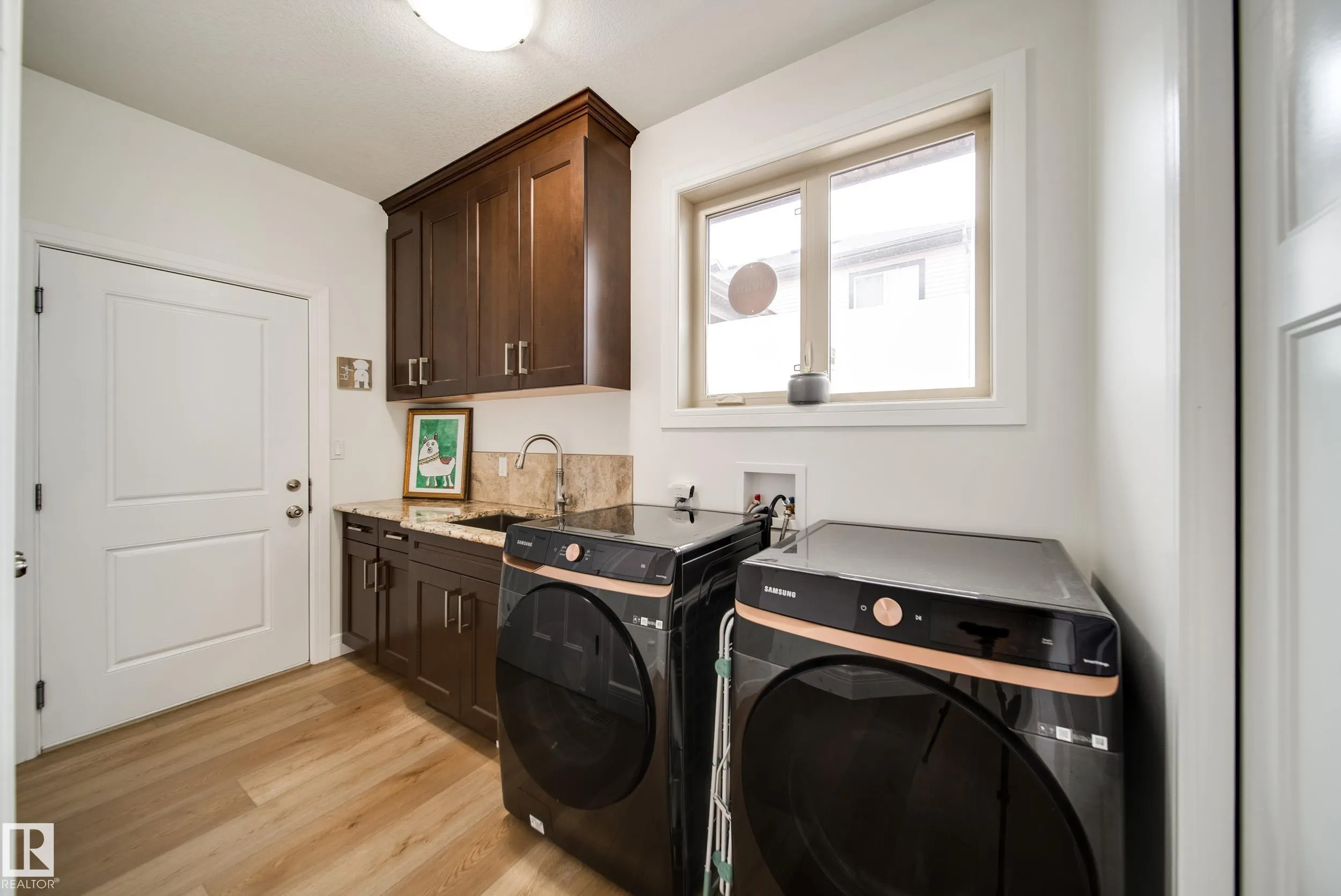 248 RAVINE Drive
