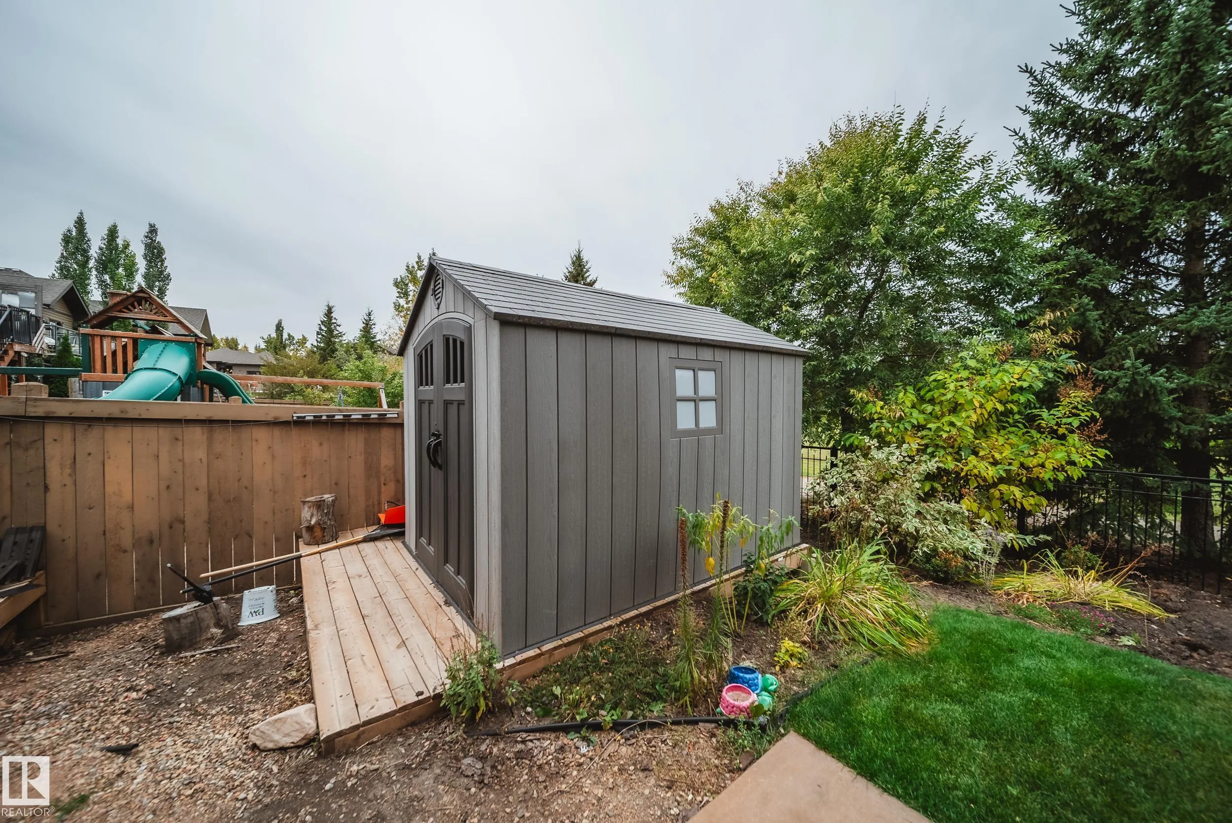 248 RAVINE Drive