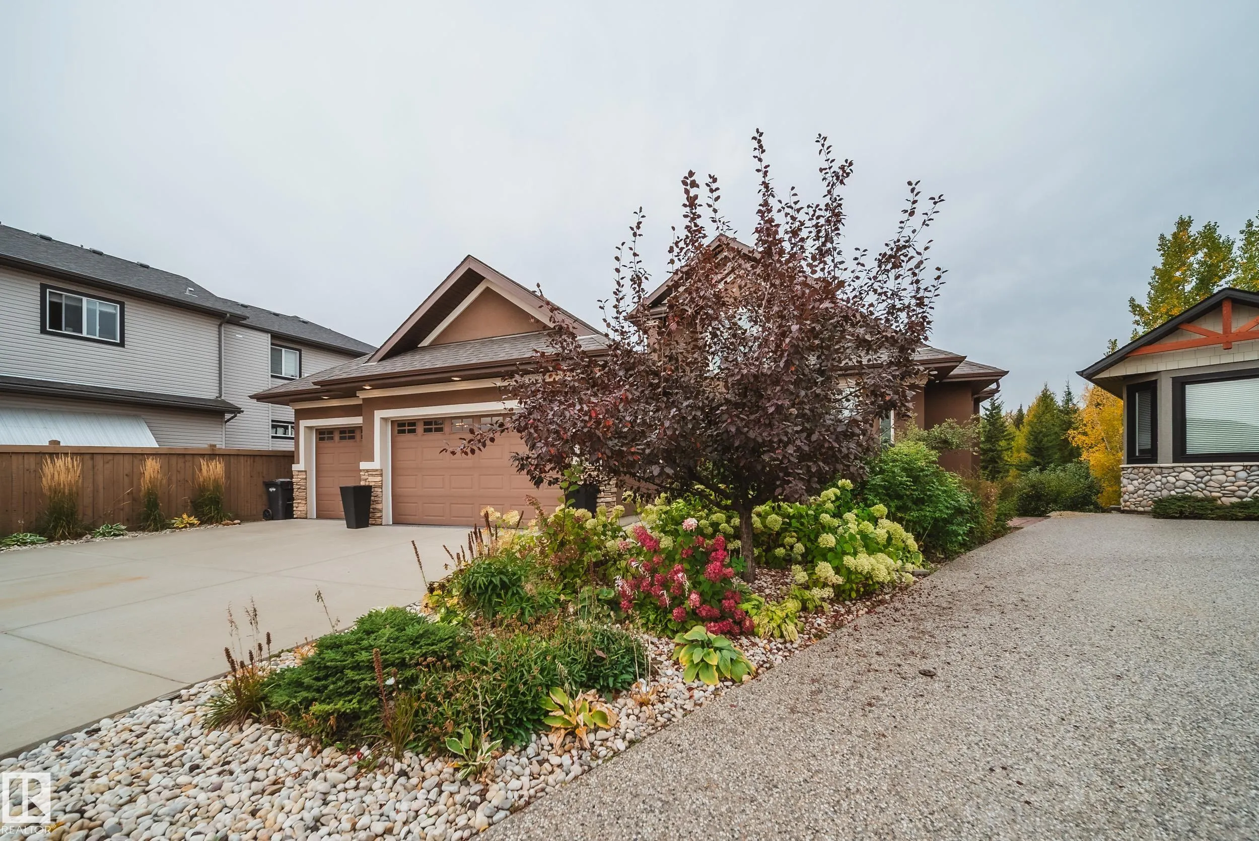 248 RAVINE Drive