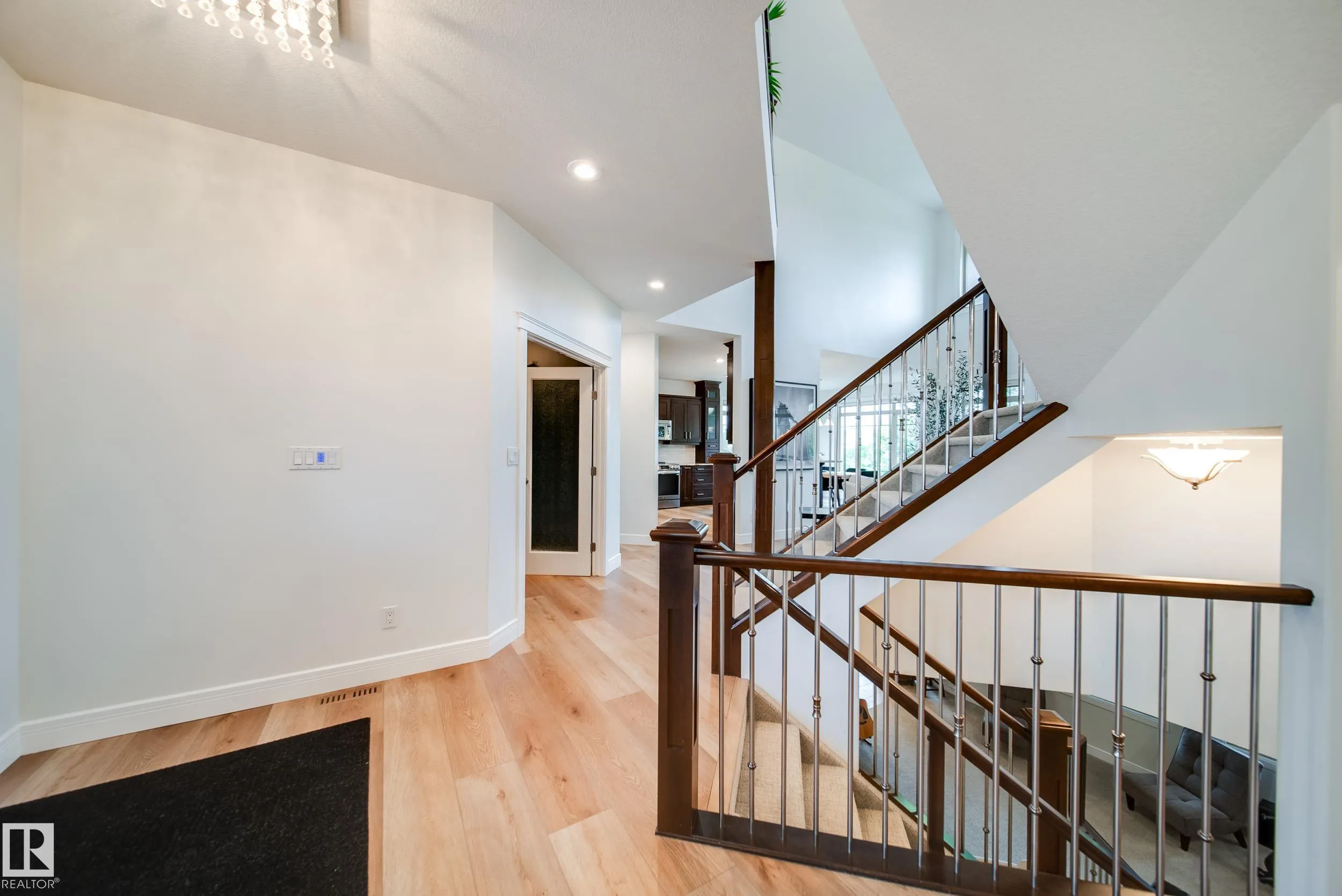 248 RAVINE Drive