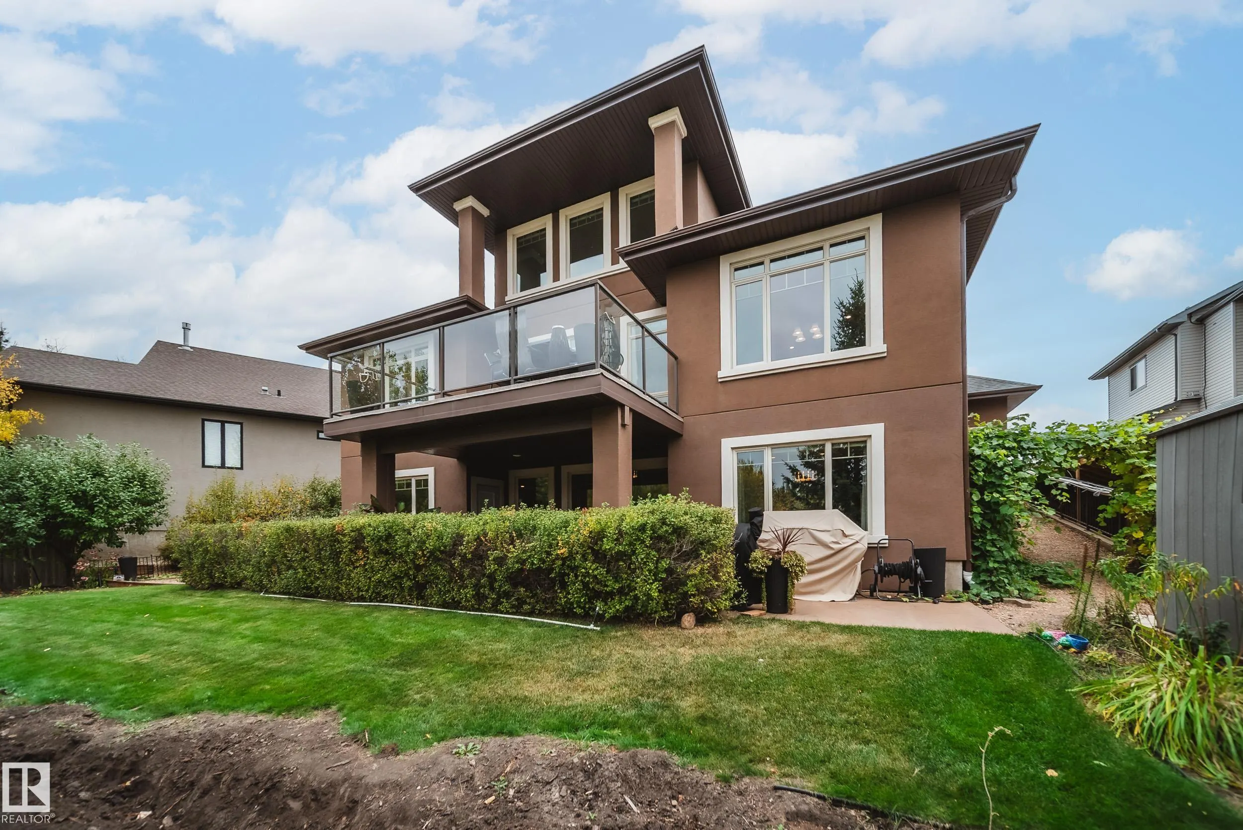 248 RAVINE Drive