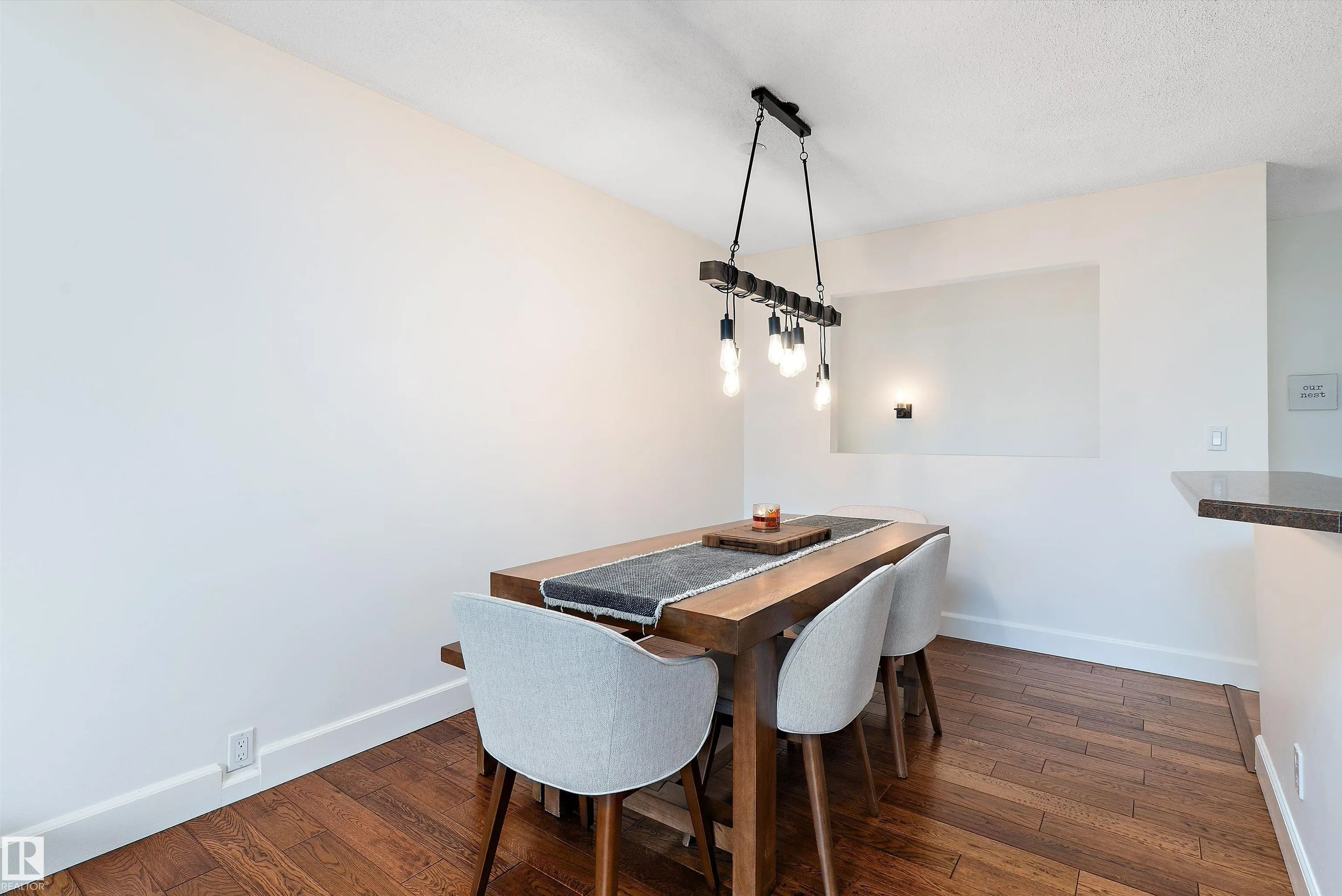 25 GRANT Avenue