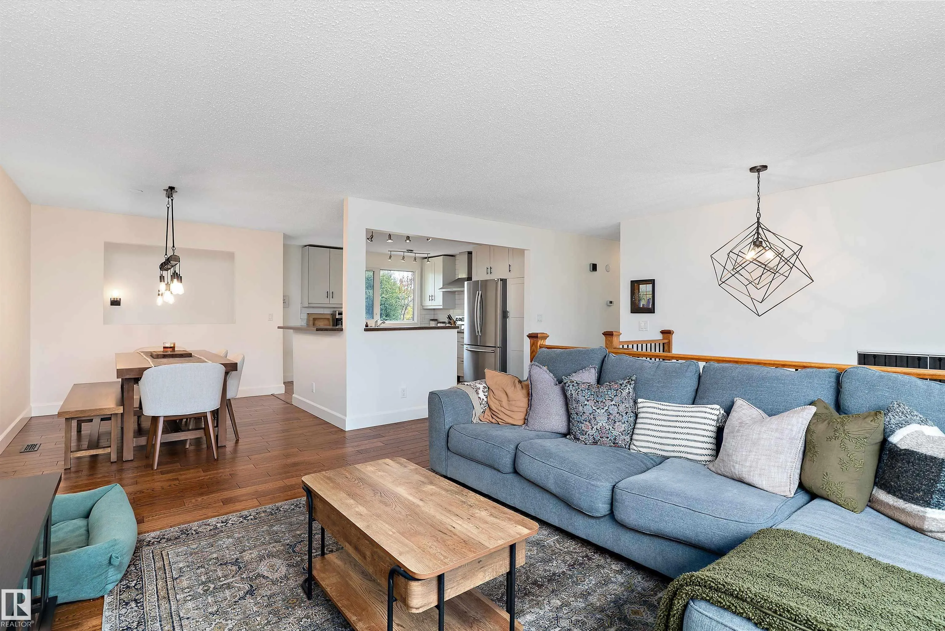 25 GRANT Avenue