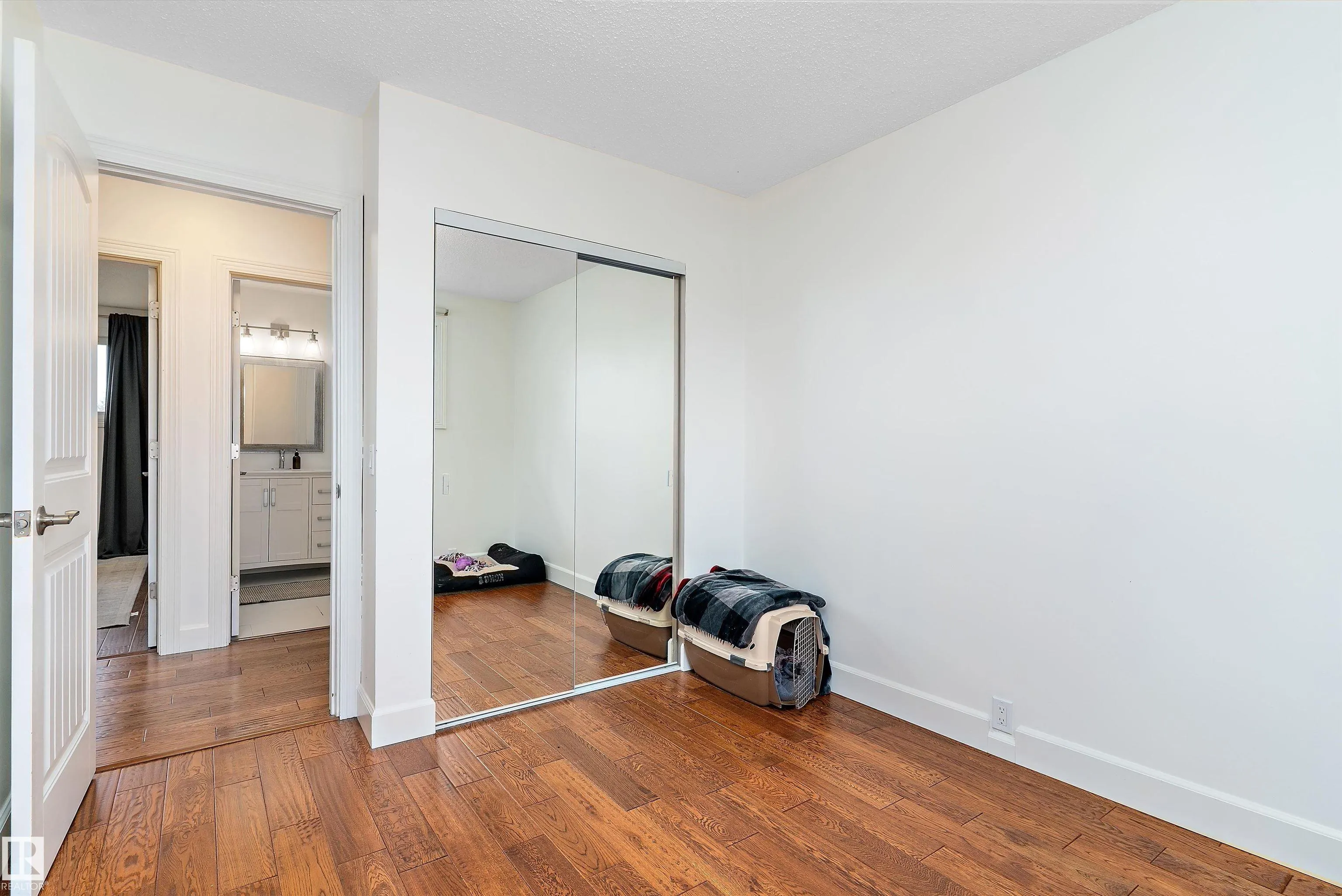 25 GRANT Avenue