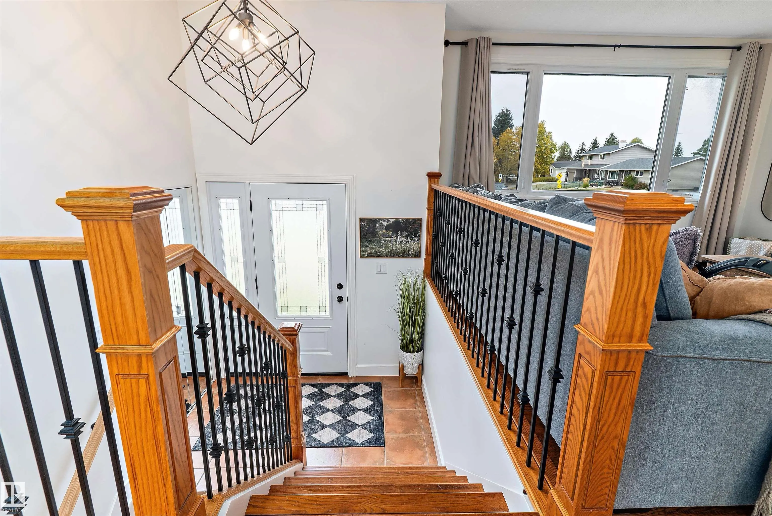 25 GRANT Avenue