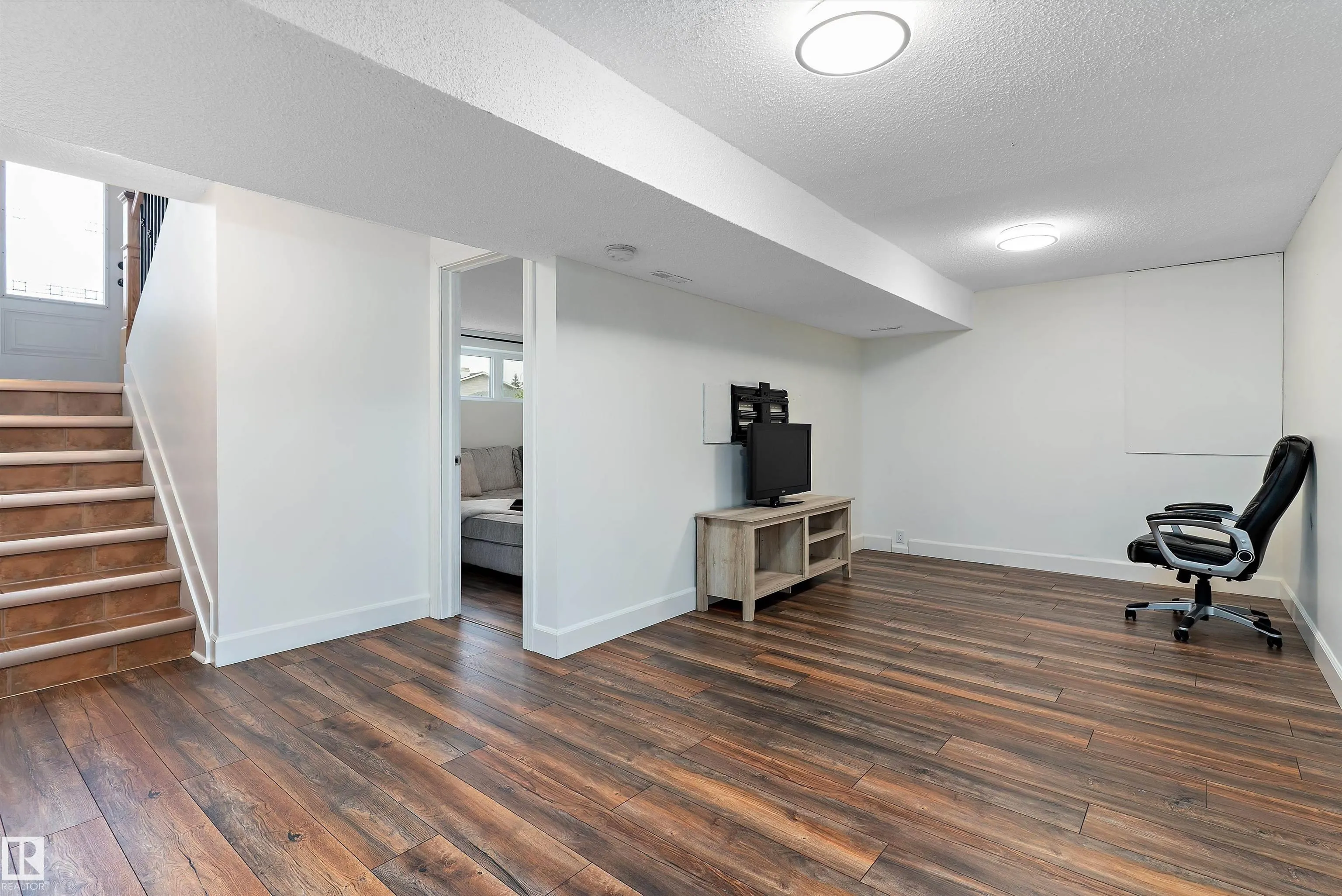 25 GRANT Avenue