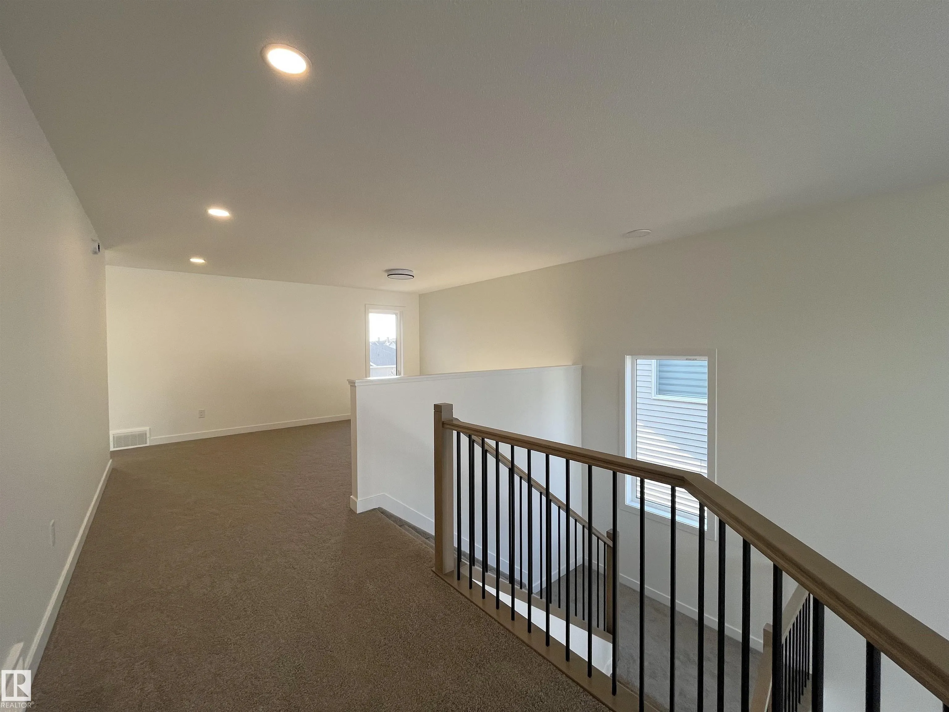 587 BOULDER Wynd