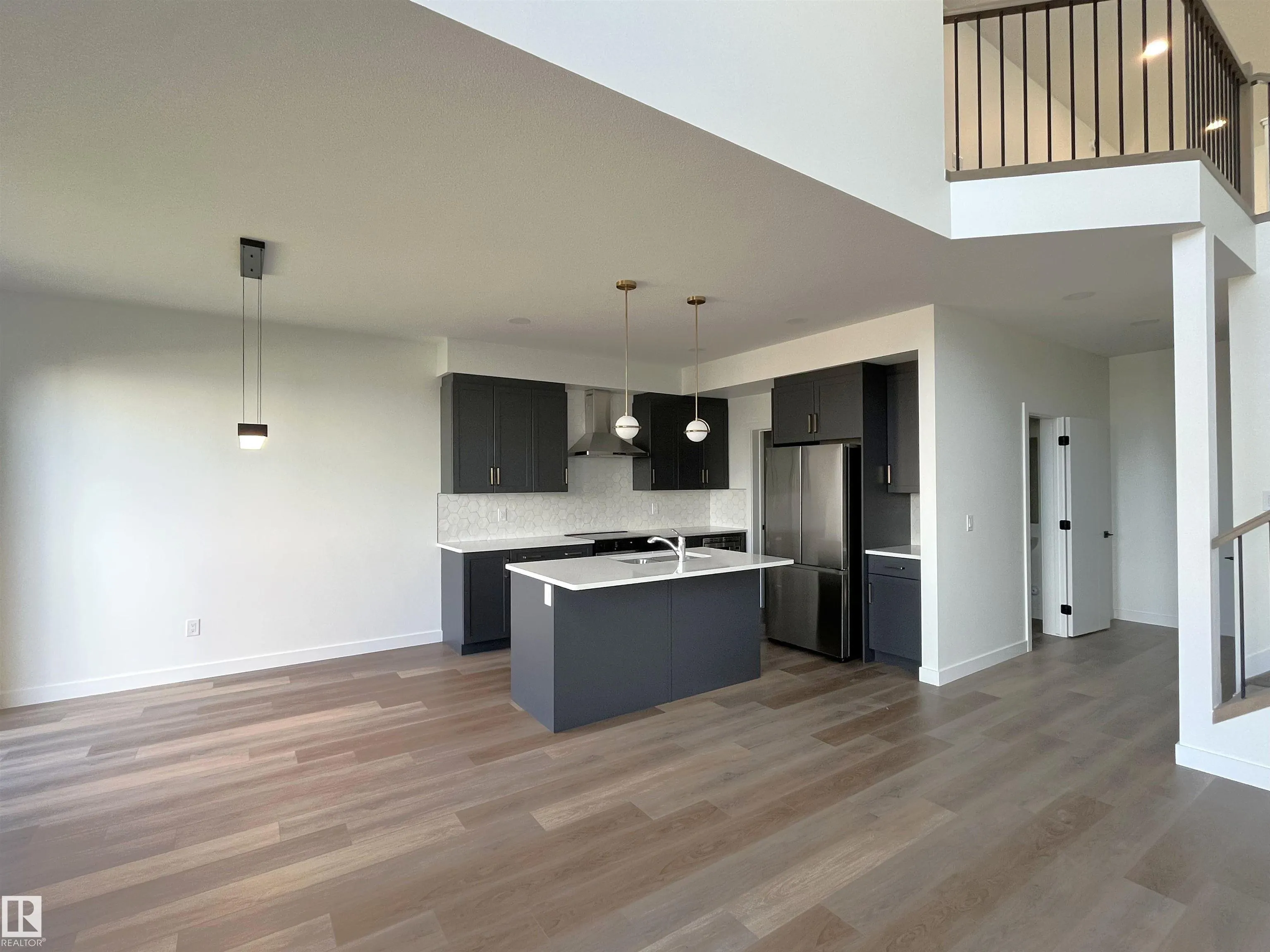 587 BOULDER Wynd