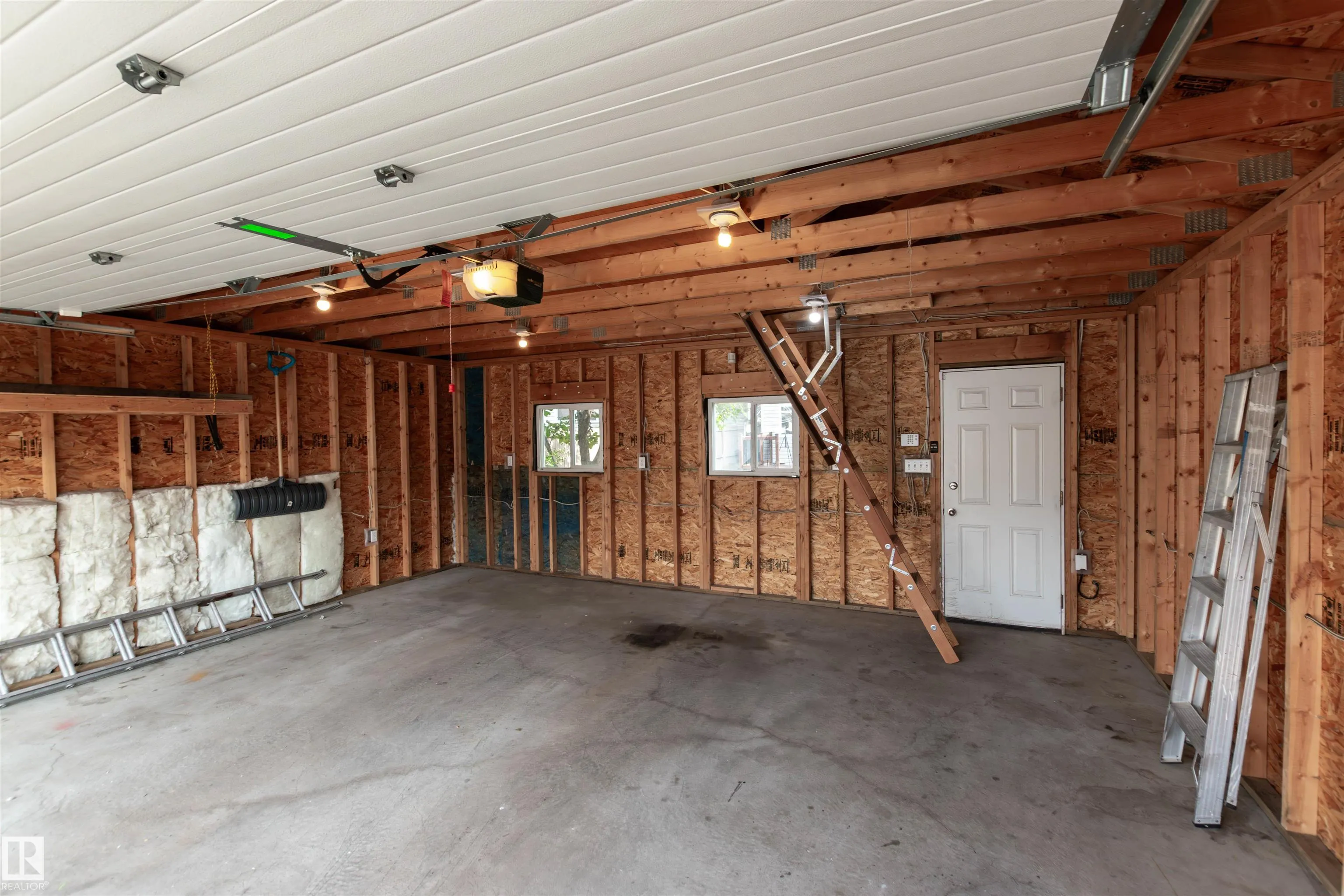 14 Summerfield Point(e)