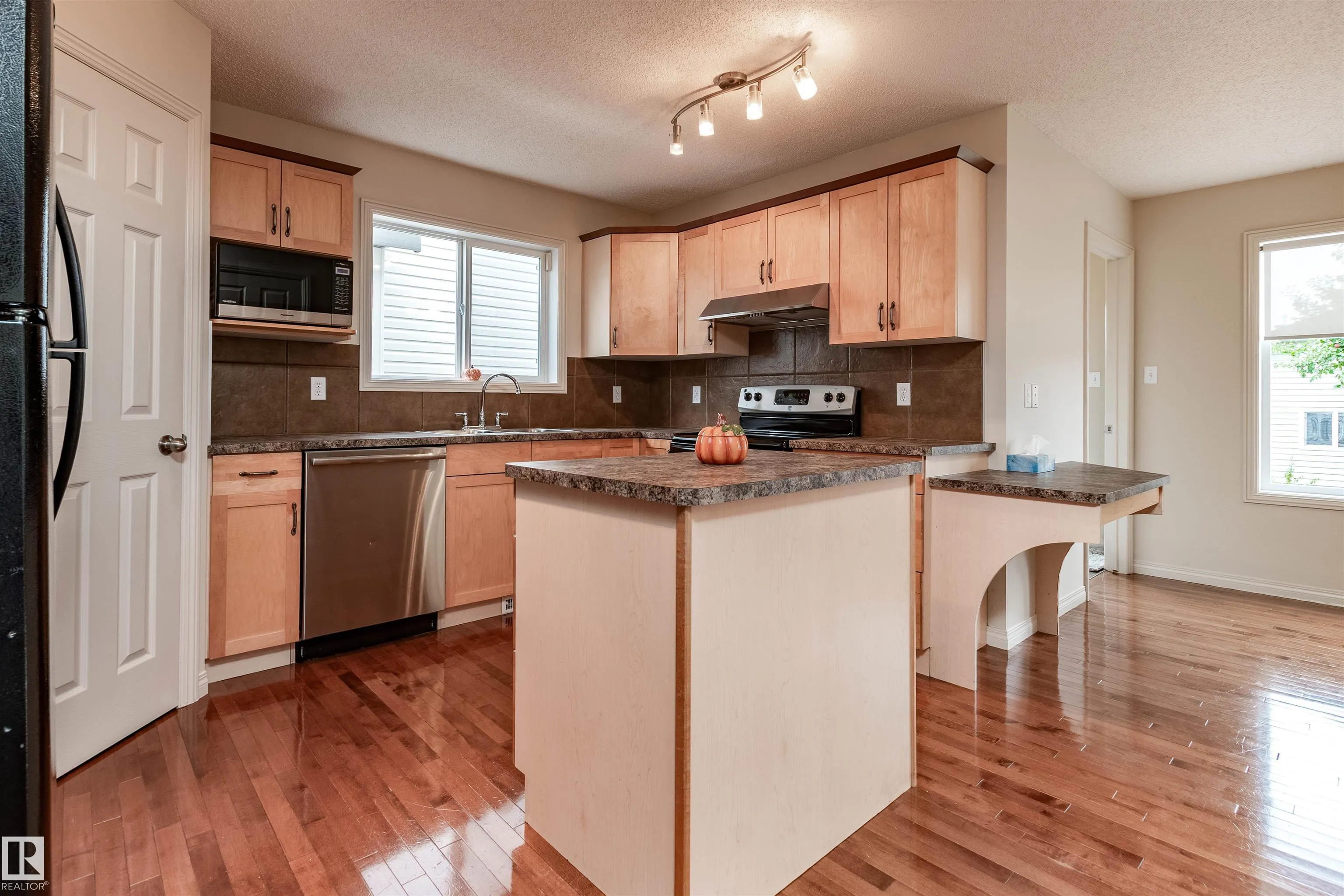 14 Summerfield Point(e)
