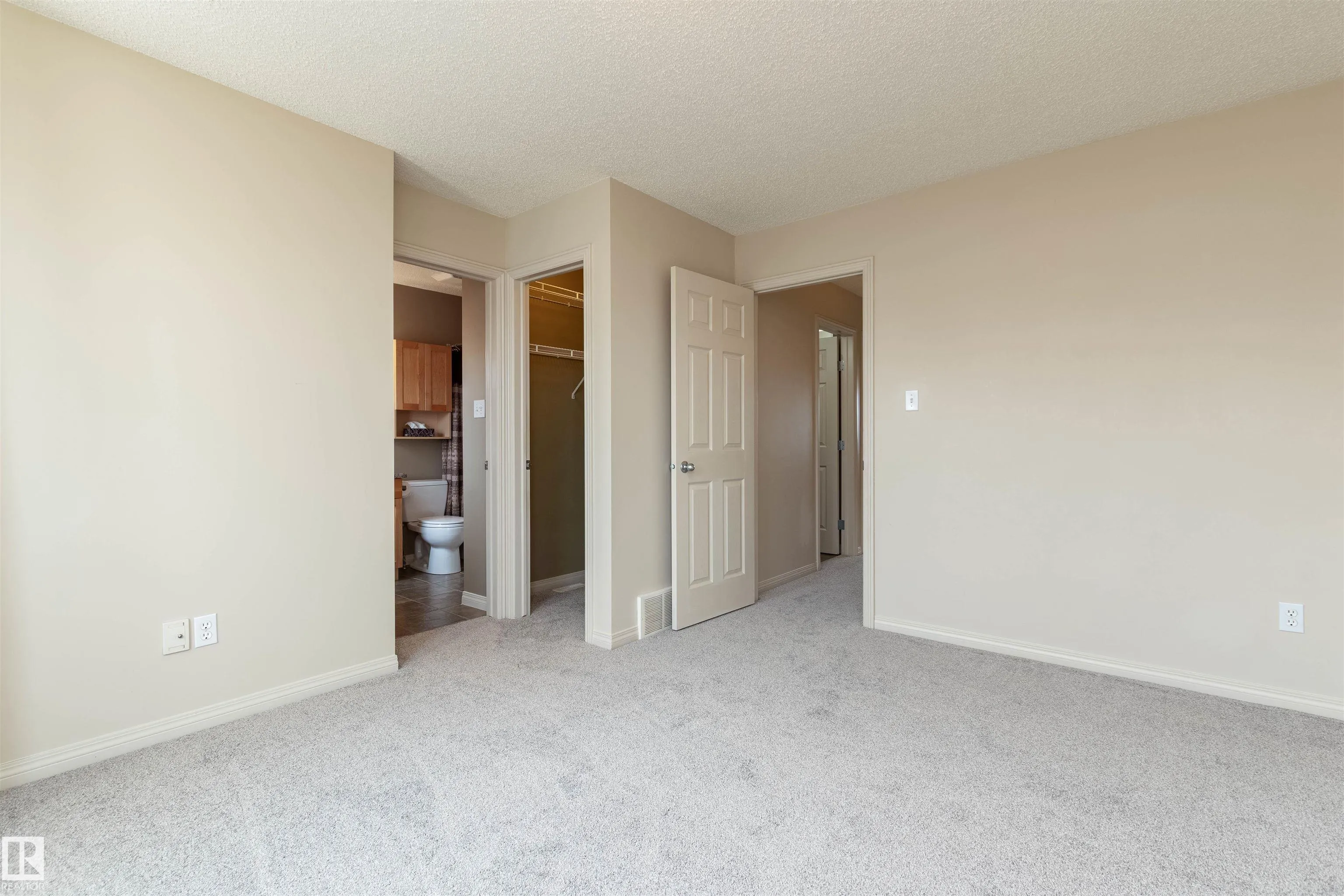 14 Summerfield Point(e)