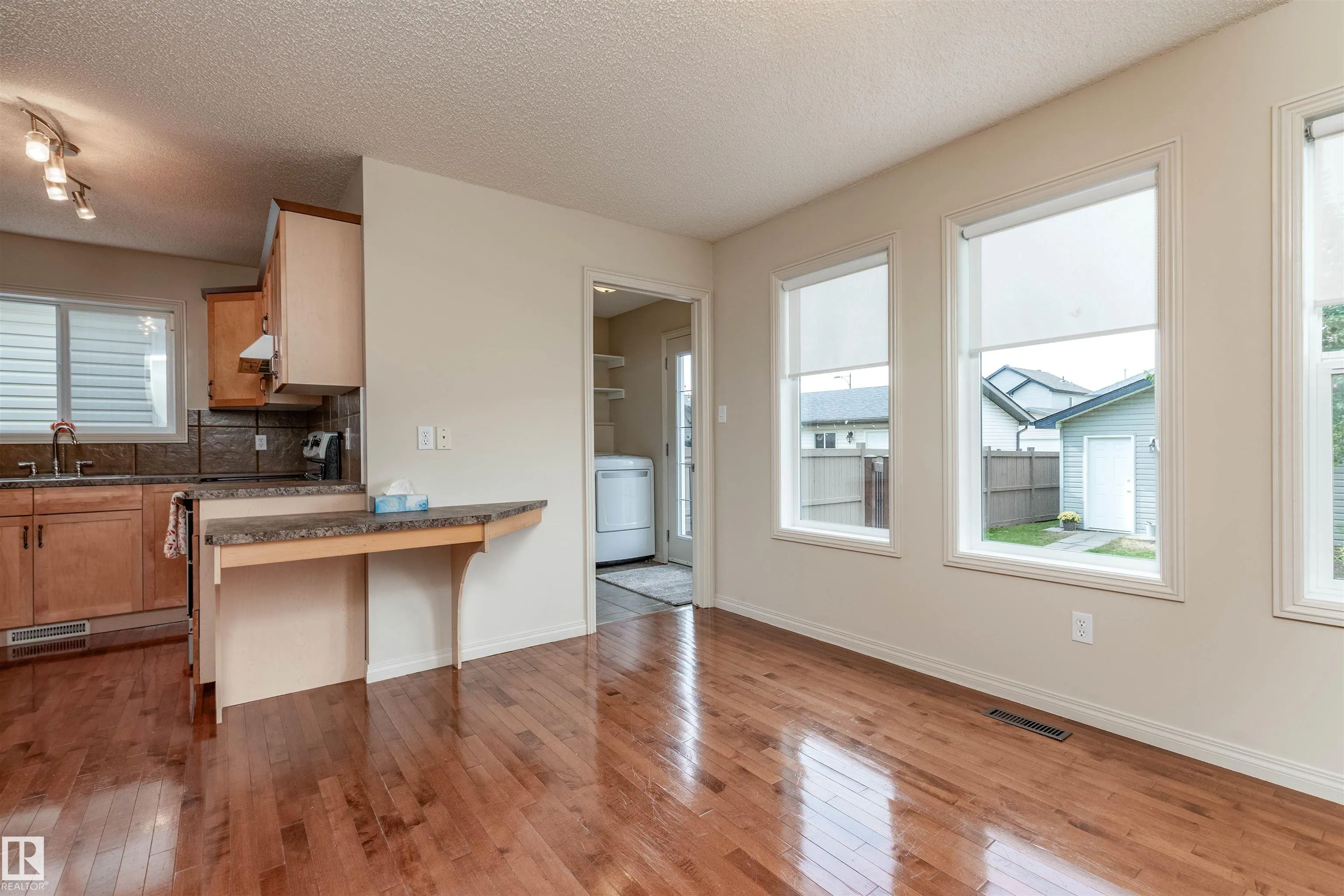 14 Summerfield Point(e)