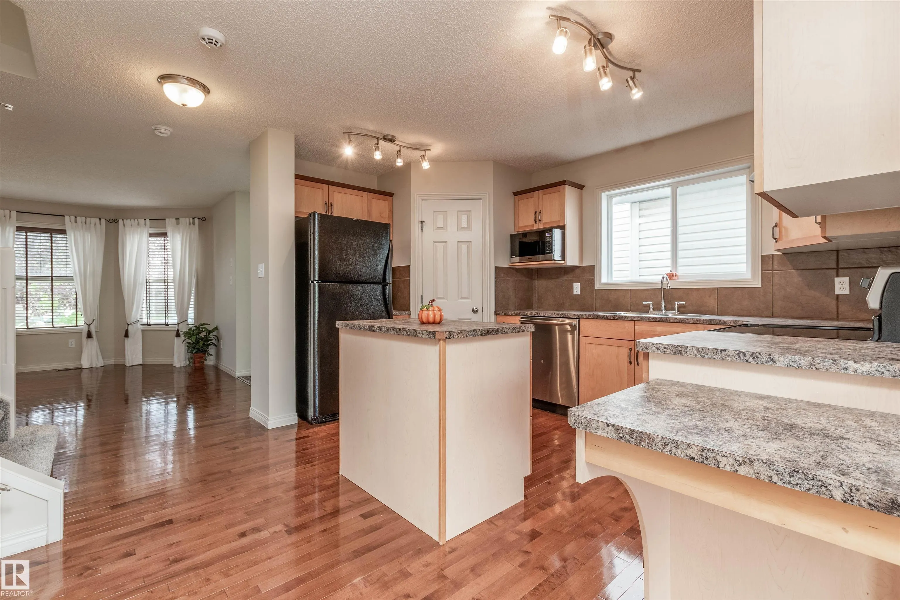 14 Summerfield Point(e)