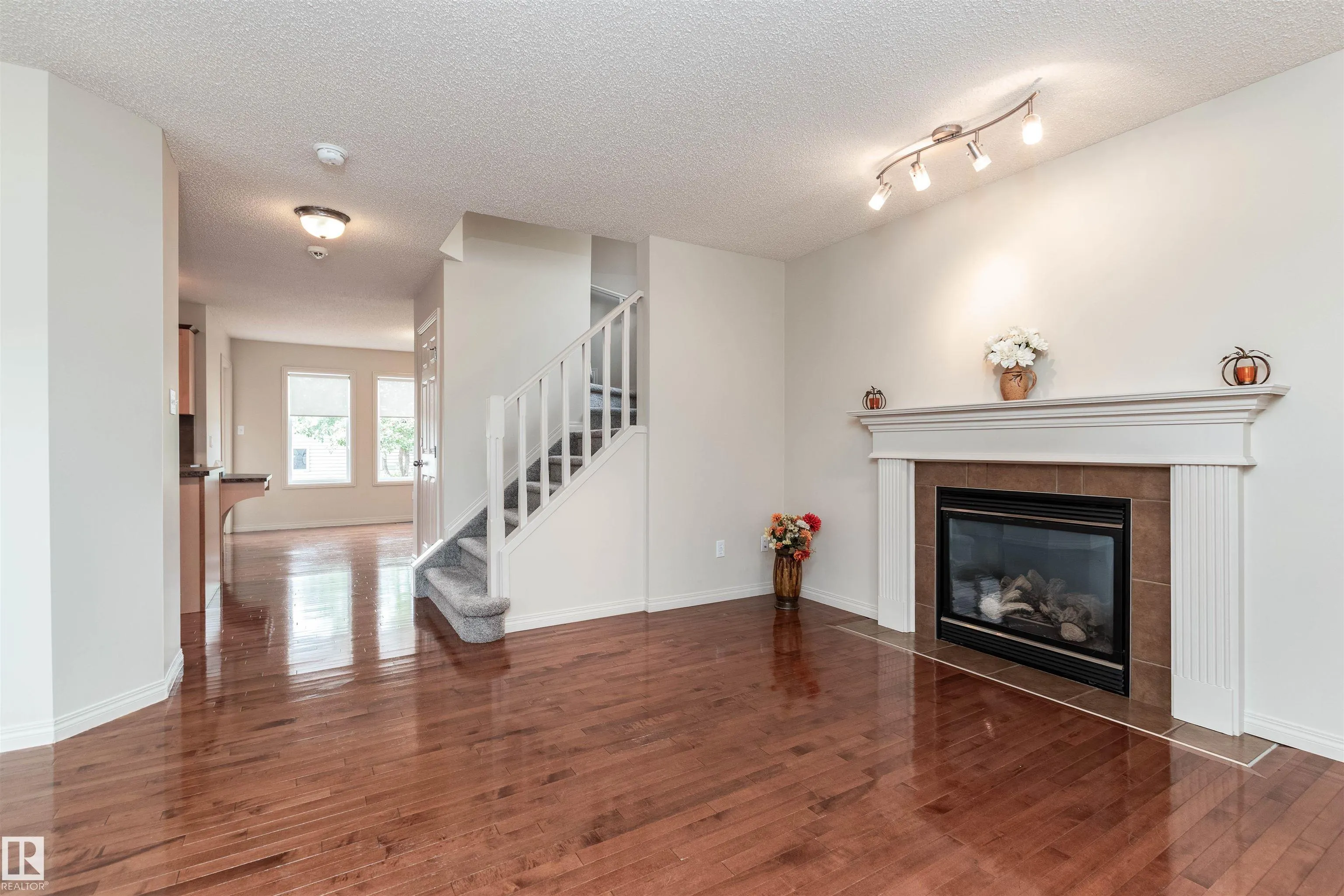 14 Summerfield Point(e)