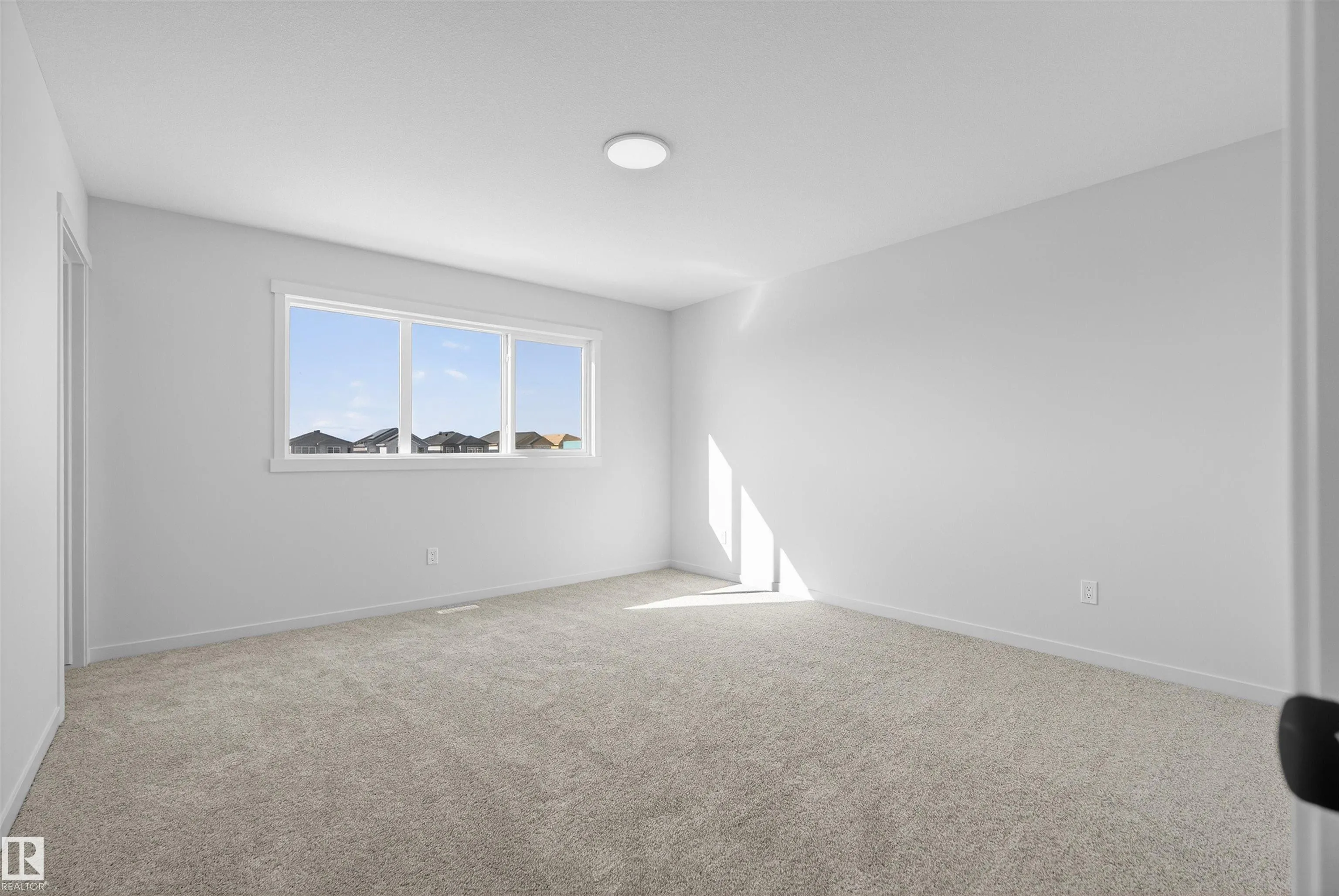 13 NERINE Crescent