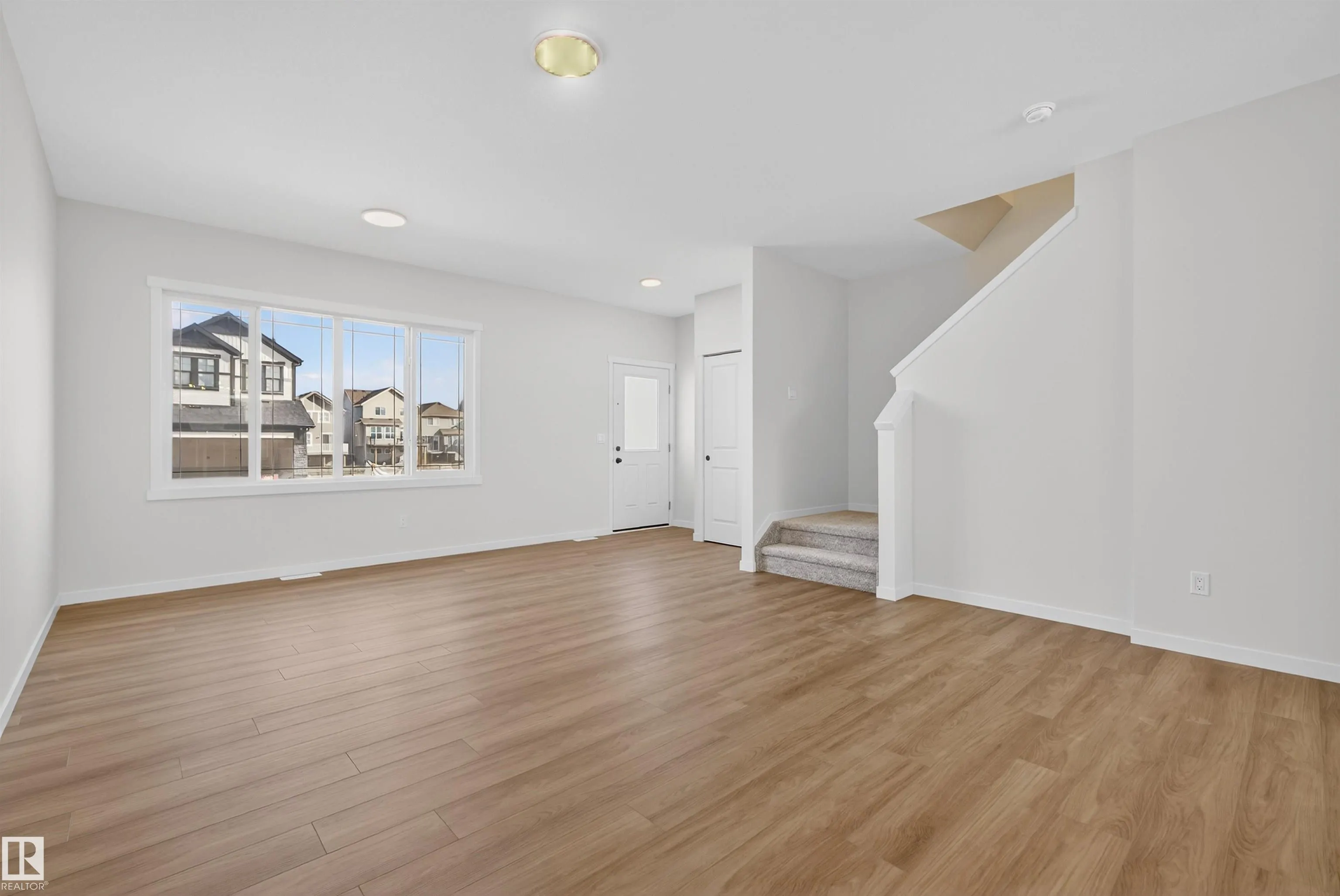 13 NERINE Crescent