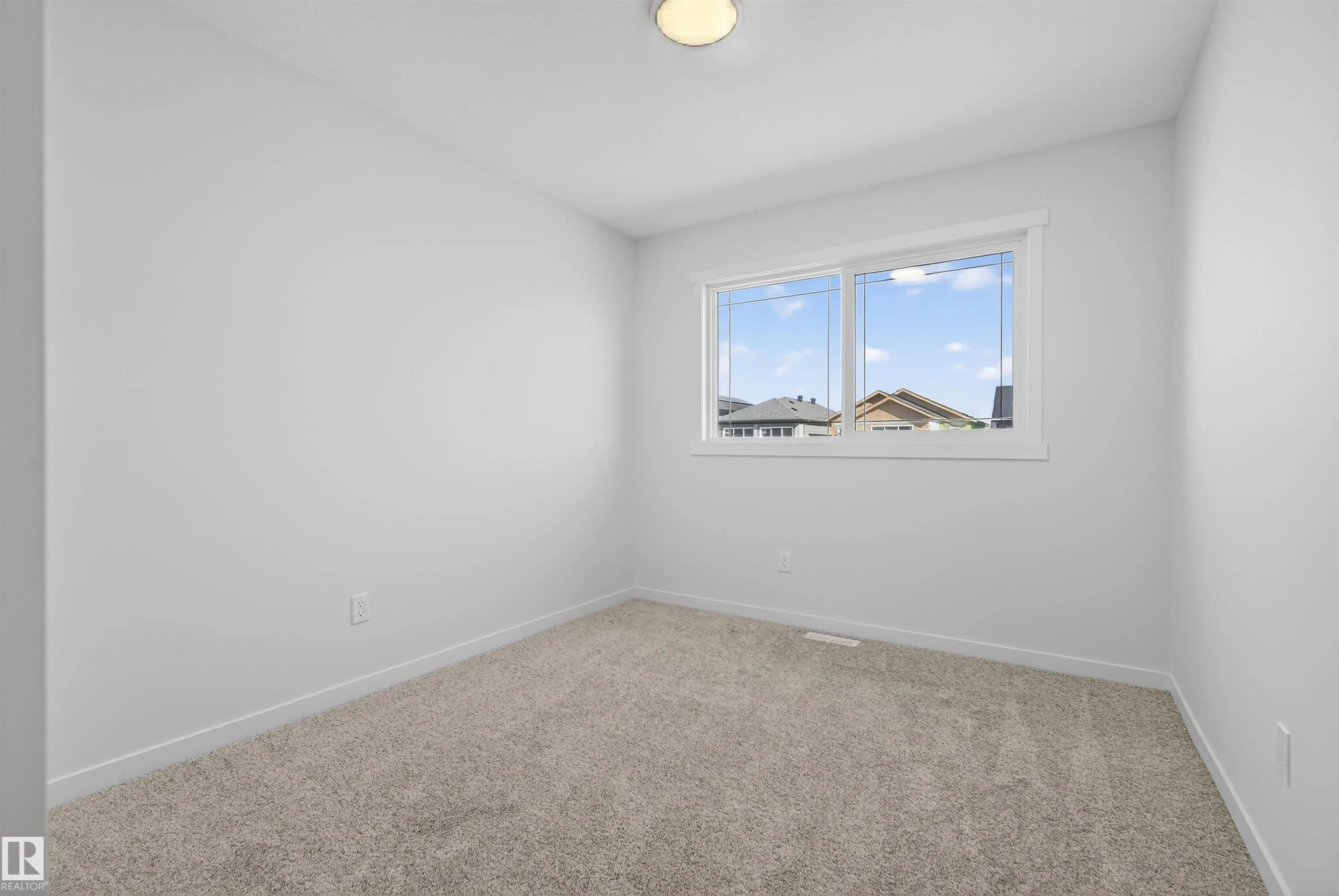 13 NERINE Crescent