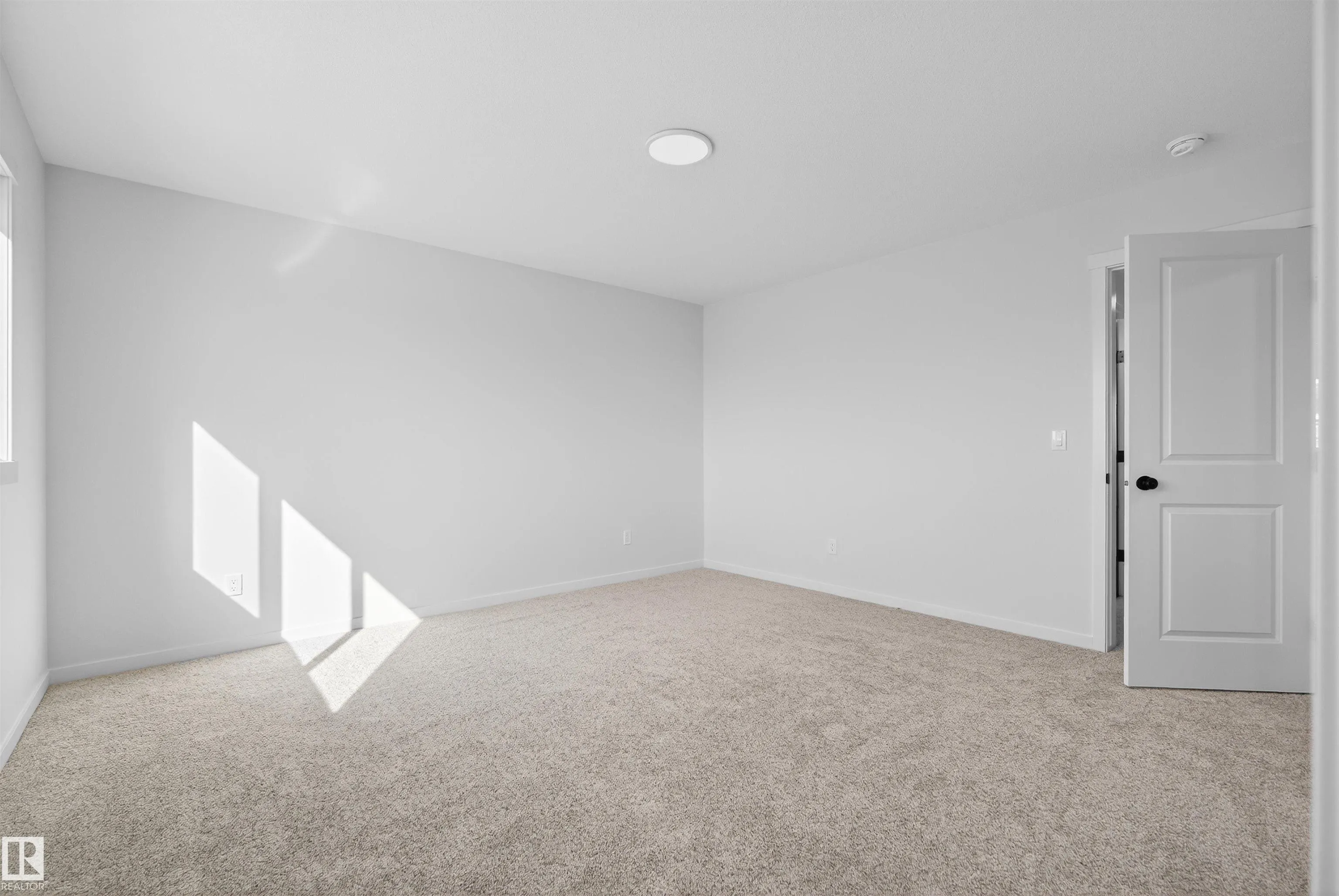 13 NERINE Crescent