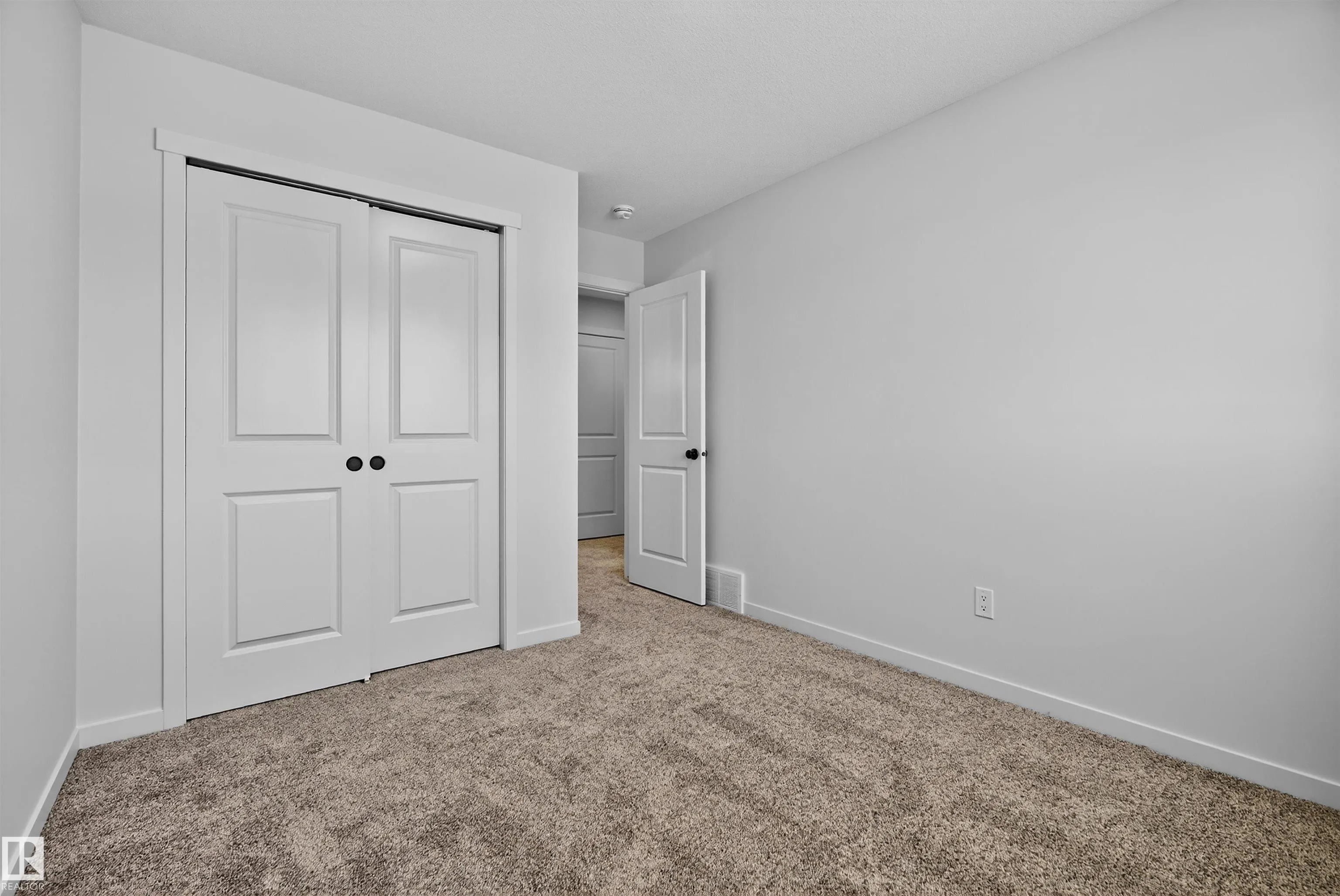 13 NERINE Crescent