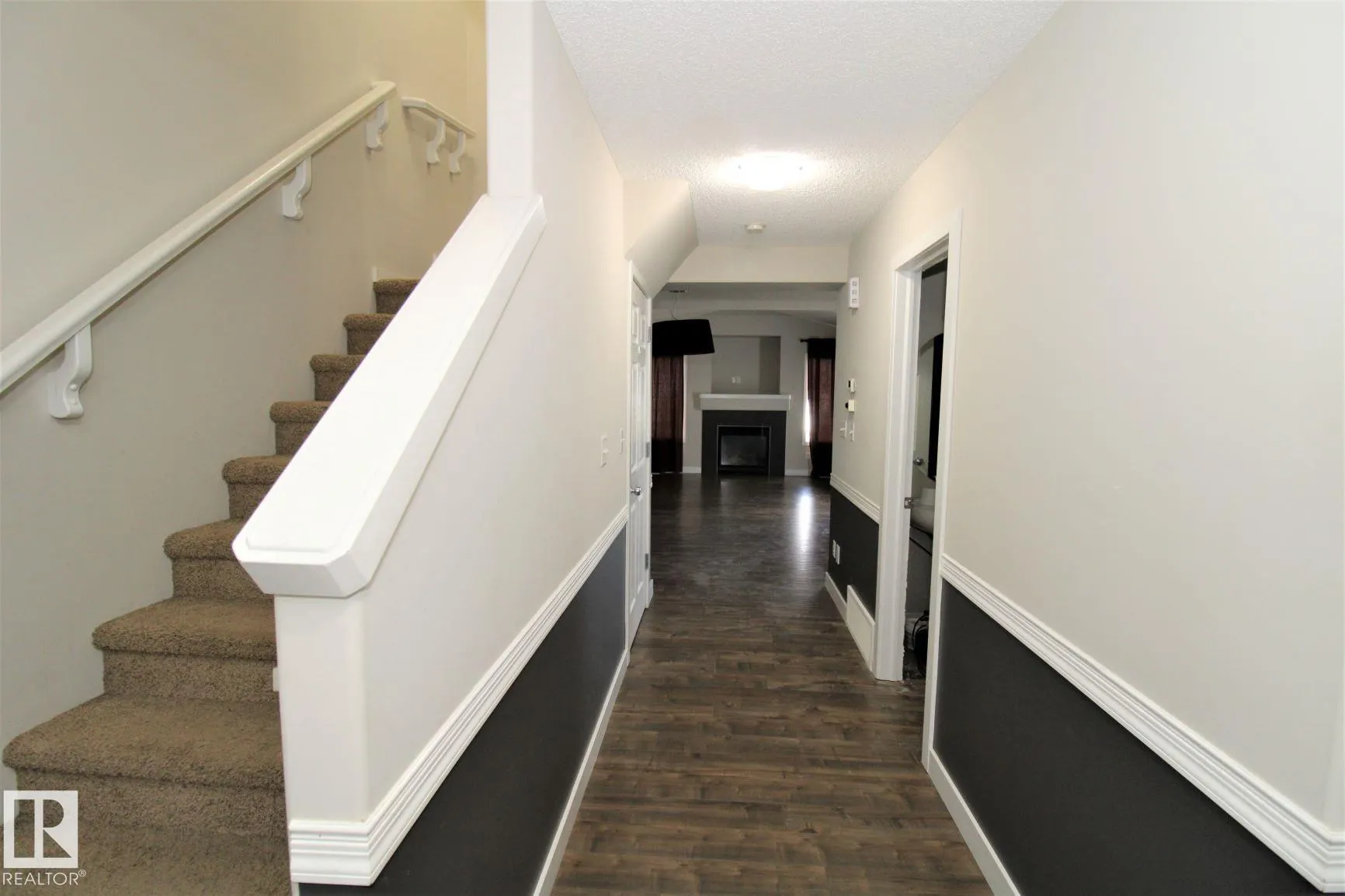 3143 TRELLE Loop