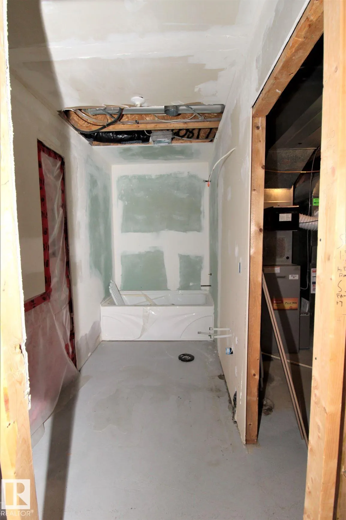 3143 TRELLE Loop