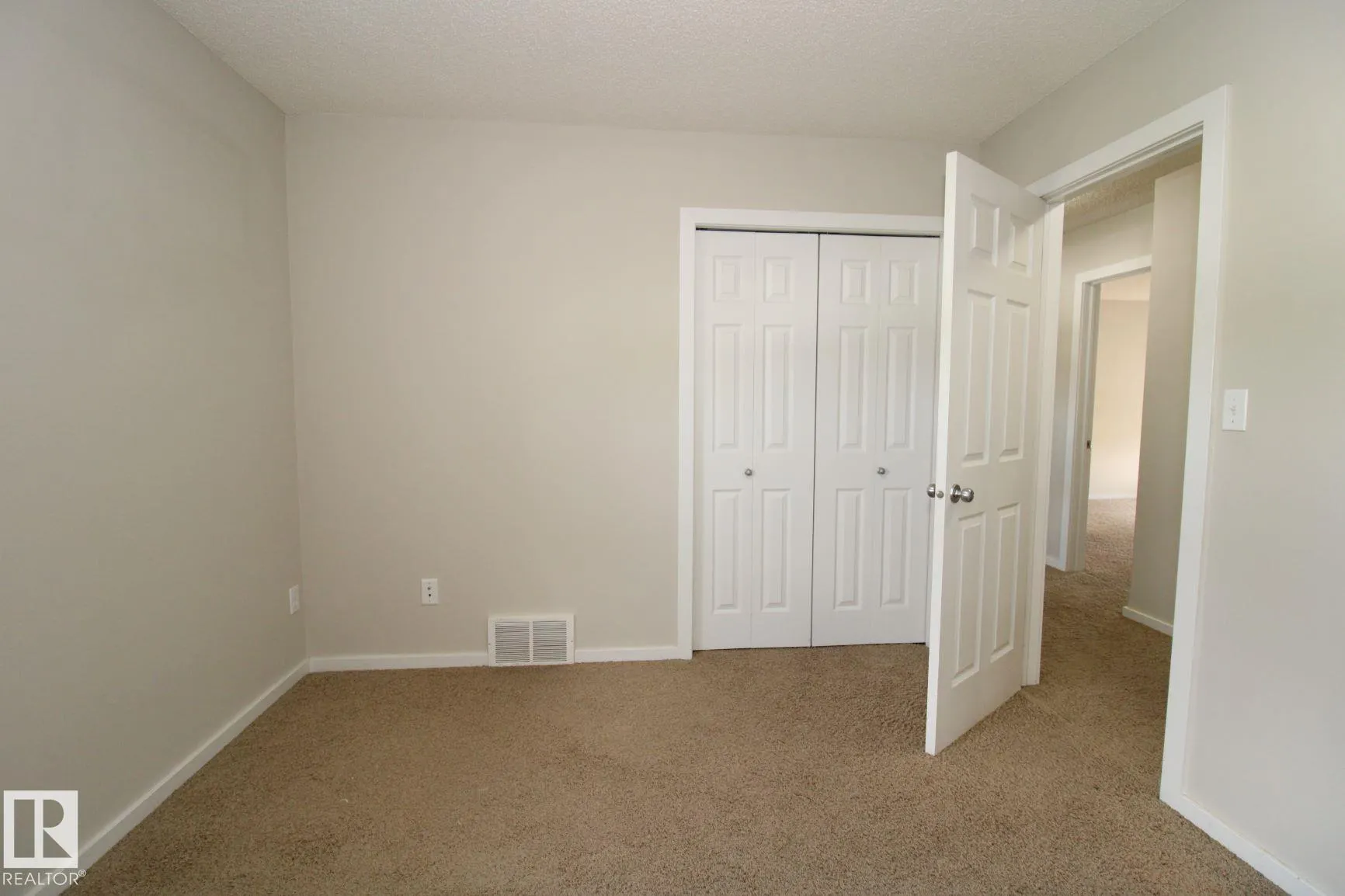 3143 TRELLE Loop